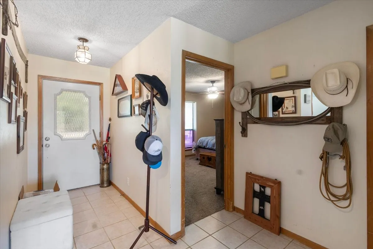 Single Family Residence For Sale in Upshur County , 102 Private Road 3174, Gilmer, Texas 75644, 4 Bedroom, 3 Bathroom, Garage spaces, 2,676 Sqft, built in 1985, mls#21389266, Real Estate Agent in Gilmer, Homes For Sale in Upshur county, Homes For Sale in Gilmer, Realtor in Gilmer Texas, Real Estate Brokerage Independent Realty Texas, Luminita Cordes Realtor
