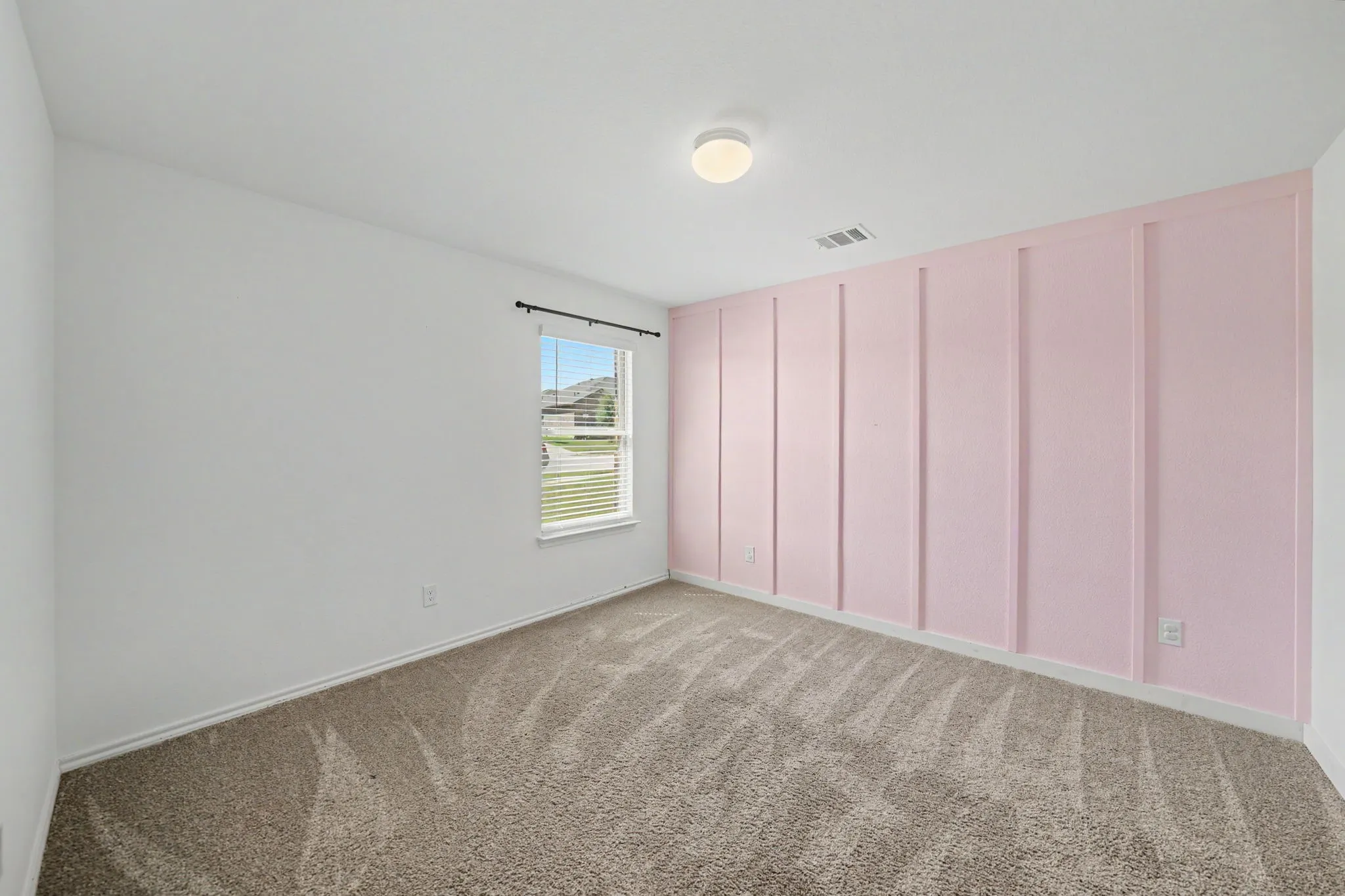 Single Family Residence For Sale in Rockwall County , 3204 Everly Drive, Fate, Texas 75189, 4 Bedroom, 2 Bathroom, 2 Garage spaces, 2,092 Sqft, built in 2020, mls#21388457, Real Estate Agent in Fate, Homes For Sale in Rockwall county, Homes For Sale in Fate, Realtor in Fate Texas, Real Estate Brokerage Independent Realty Texas, Luminita Cordes Realtor