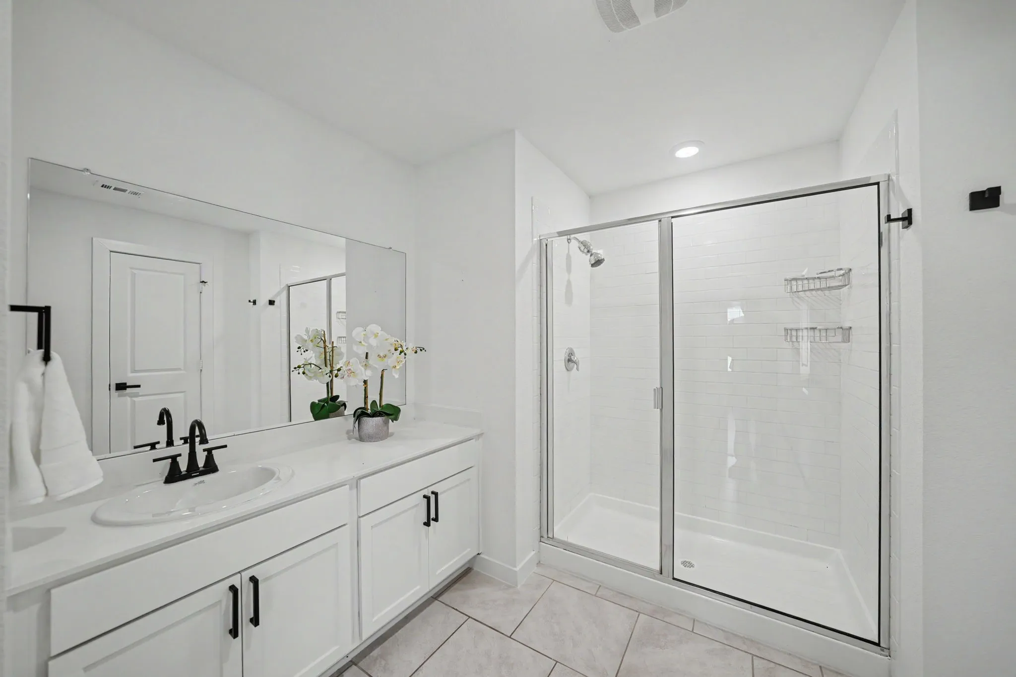 Single Family Residence For Sale in Rockwall County , 3204 Everly Drive, Fate, Texas 75189, 4 Bedroom, 2 Bathroom, 2 Garage spaces, 2,092 Sqft, built in 2020, mls#21388457, Real Estate Agent in Fate, Homes For Sale in Rockwall county, Homes For Sale in Fate, Realtor in Fate Texas, Real Estate Brokerage Independent Realty Texas, Luminita Cordes Realtor