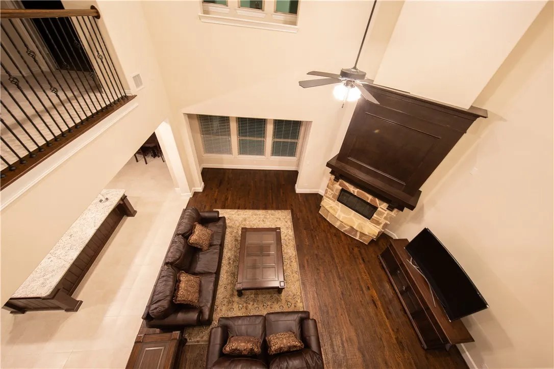 Single Family Residence For Sale in Collin County , 879 Grassy Shore Court, Allen, Texas 75013, 5 Bedroom, 5 Bathroom, 3 Garage spaces, 4,433 Sqft, built in 2015, mls#21389273, Real Estate Agent in Allen, Homes For Sale in Collin county, Homes For Sale in Allen, Realtor in Allen Texas, Real Estate Brokerage Independent Realty Texas, Luminita Cordes Realtor