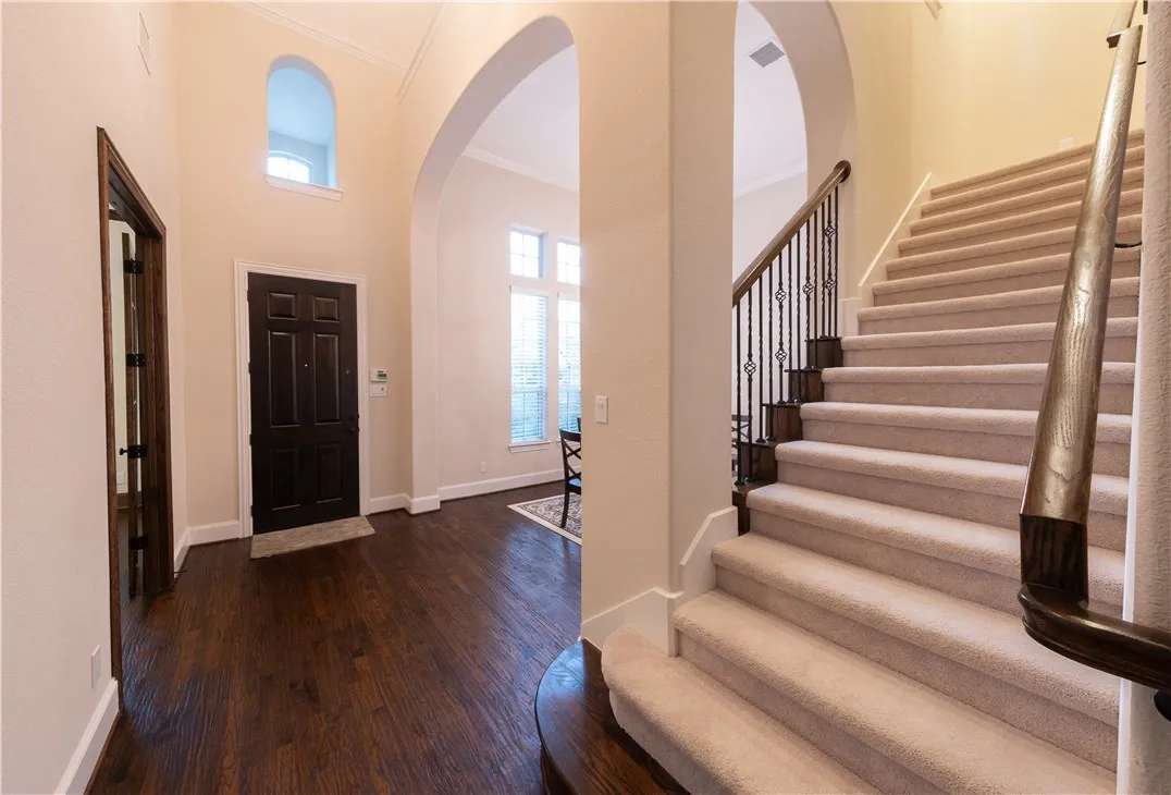 Single Family Residence For Sale in Collin County , 879 Grassy Shore Court, Allen, Texas 75013, 5 Bedroom, 5 Bathroom, 3 Garage spaces, 4,433 Sqft, built in 2015, mls#21389273, Real Estate Agent in Allen, Homes For Sale in Collin county, Homes For Sale in Allen, Realtor in Allen Texas, Real Estate Brokerage Independent Realty Texas, Luminita Cordes Realtor