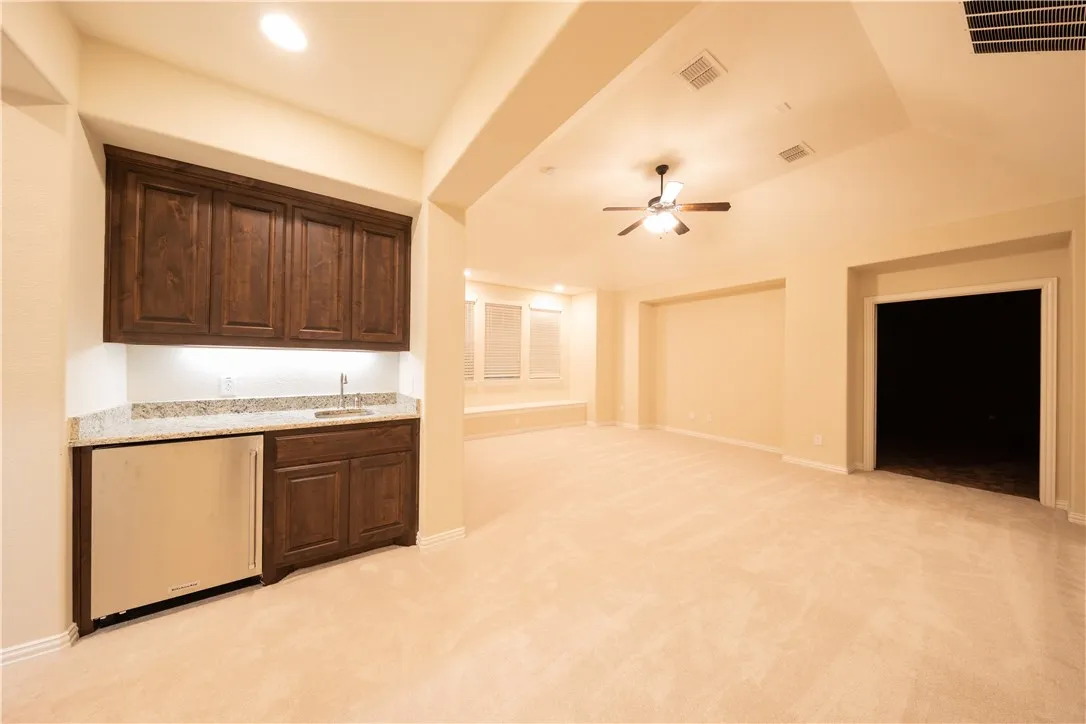 Single Family Residence For Sale in Collin County , 879 Grassy Shore Court, Allen, Texas 75013, 5 Bedroom, 5 Bathroom, 3 Garage spaces, 4,433 Sqft, built in 2015, mls#21389273, Real Estate Agent in Allen, Homes For Sale in Collin county, Homes For Sale in Allen, Realtor in Allen Texas, Real Estate Brokerage Independent Realty Texas, Luminita Cordes Realtor