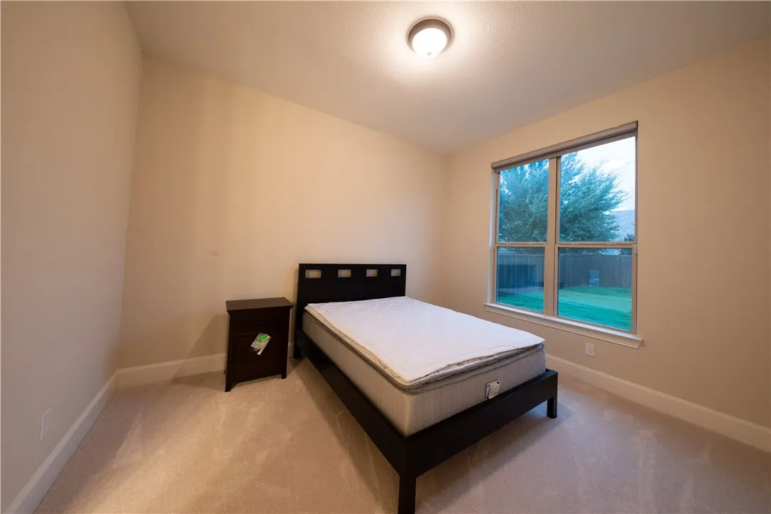 Single Family Residence For Sale in Collin County , 879 Grassy Shore Court, Allen, Texas 75013, 5 Bedroom, 5 Bathroom, 3 Garage spaces, 4,433 Sqft, built in 2015, mls#21389273, Real Estate Agent in Allen, Homes For Sale in Collin county, Homes For Sale in Allen, Realtor in Allen Texas, Real Estate Brokerage Independent Realty Texas, Luminita Cordes Realtor