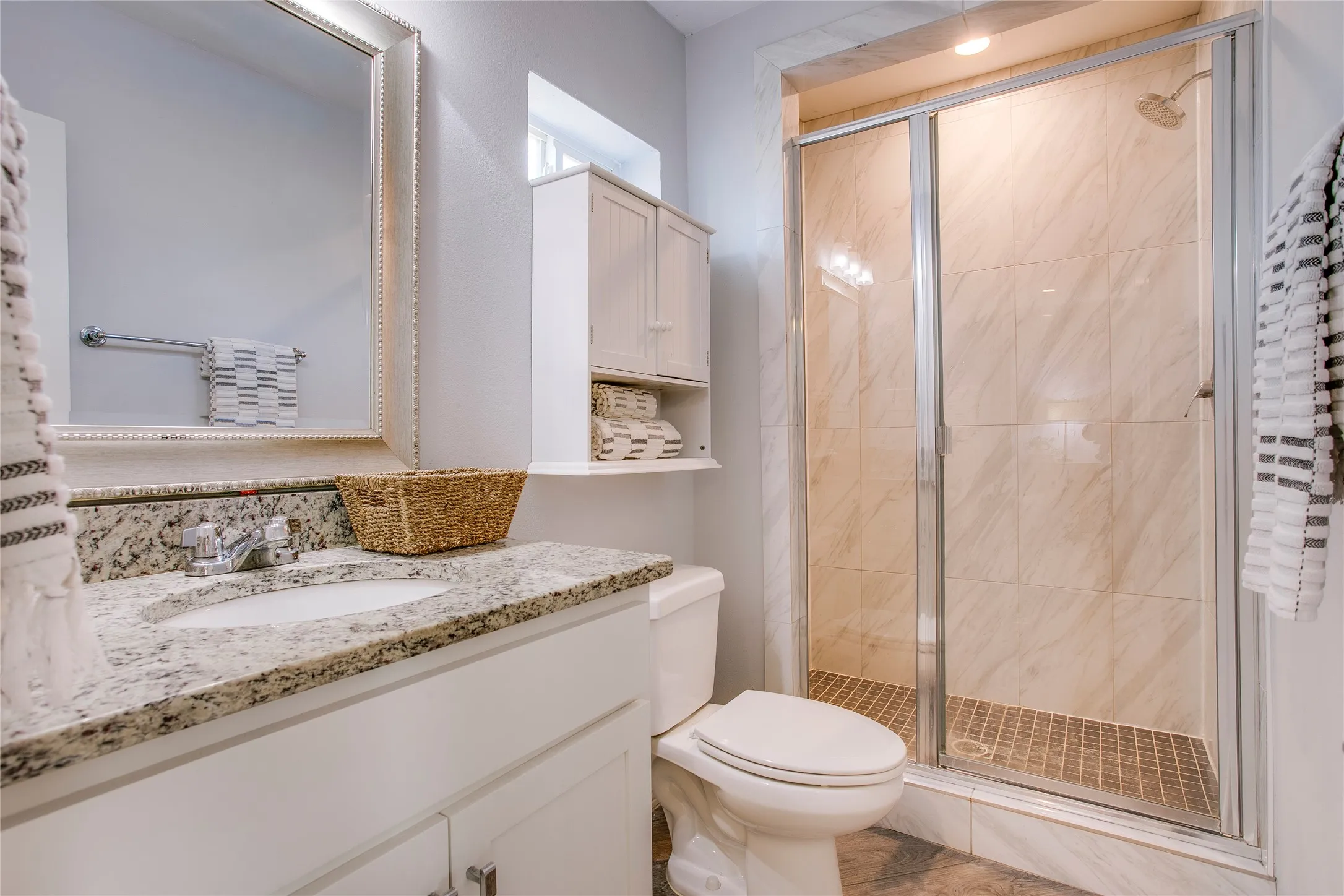 Single Family Residence For Sale in Dallas County , 1110 Galloway Avenue, Dallas, Texas 75216, 3 Bedroom, 2 Bathroom, Garage spaces, 1,516 Sqft, built in 1940, mls#21387866, Real Estate Agent in Dallas, Homes For Sale in Dallas county, Homes For Sale in Dallas, Realtor in Dallas Texas, Real Estate Brokerage Independent Realty Texas, Luminita Cordes Realtor
