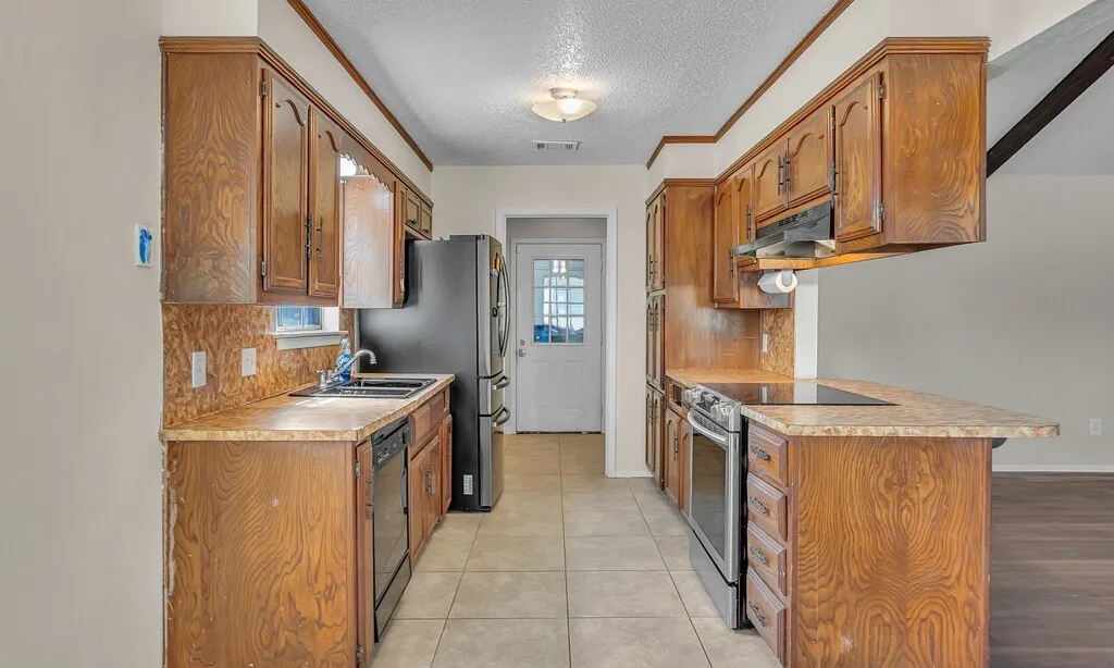 Single Family Residence For Sale in Mc Lennan County , 369 Anna Hobbs Lane, Bruceville Eddy, Texas 76524, 3 Bedroom, 2 Bathroom, 2 Garage spaces, 1,734 Sqft, built in 1978, mls#21389089, Real Estate Agent in Bruceville Eddy, Homes For Sale in Mc Lennan county, Homes For Sale in Bruceville Eddy, Realtor in Bruceville Eddy Texas, Real Estate Brokerage Independent Realty Texas, Luminita Cordes Realtor