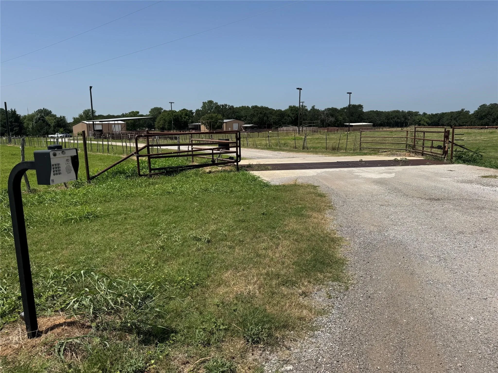Single Family Residence For Sale in Wise County , 4163 FM-730, Decatur, Texas 76234, 4 Bedroom, 6 Bathroom, 3 Garage spaces, 6,842 Sqft, built in 2005, mls#21389262, Real Estate Agent in Decatur, Homes For Sale in Wise county, Homes For Sale in Decatur, Realtor in Decatur Texas, Real Estate Brokerage Independent Realty Texas, Luminita Cordes Realtor