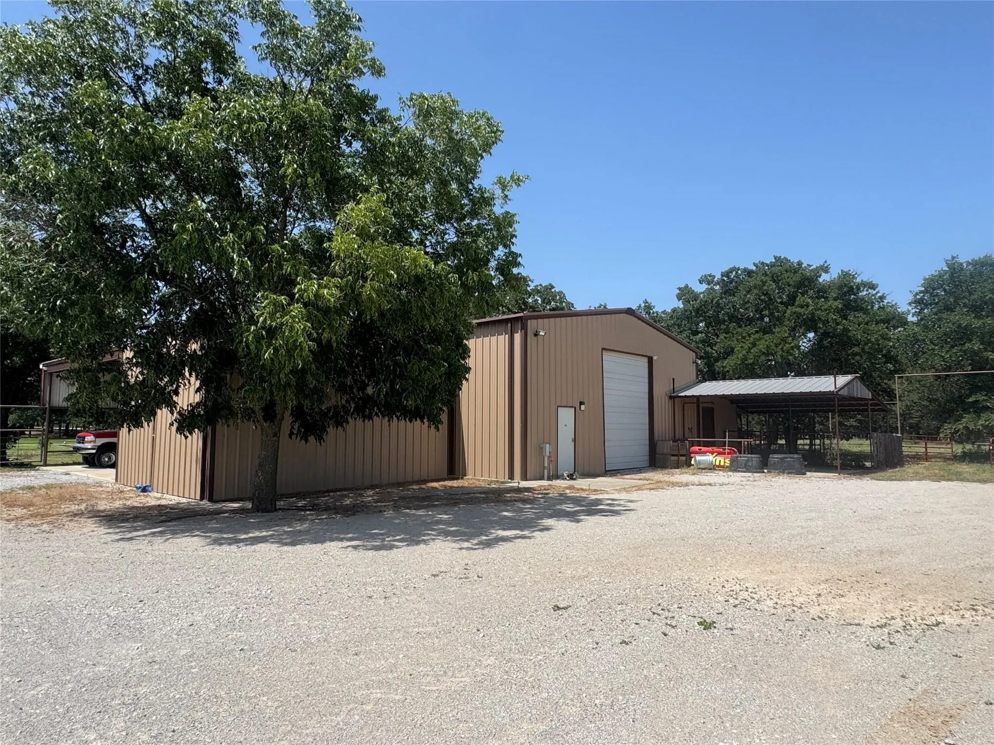 Single Family Residence For Sale in Wise County , 4163 FM-730, Decatur, Texas 76234, 4 Bedroom, 6 Bathroom, 3 Garage spaces, 6,842 Sqft, built in 2005, mls#21389262, Real Estate Agent in Decatur, Homes For Sale in Wise county, Homes For Sale in Decatur, Realtor in Decatur Texas, Real Estate Brokerage Independent Realty Texas, Luminita Cordes Realtor
