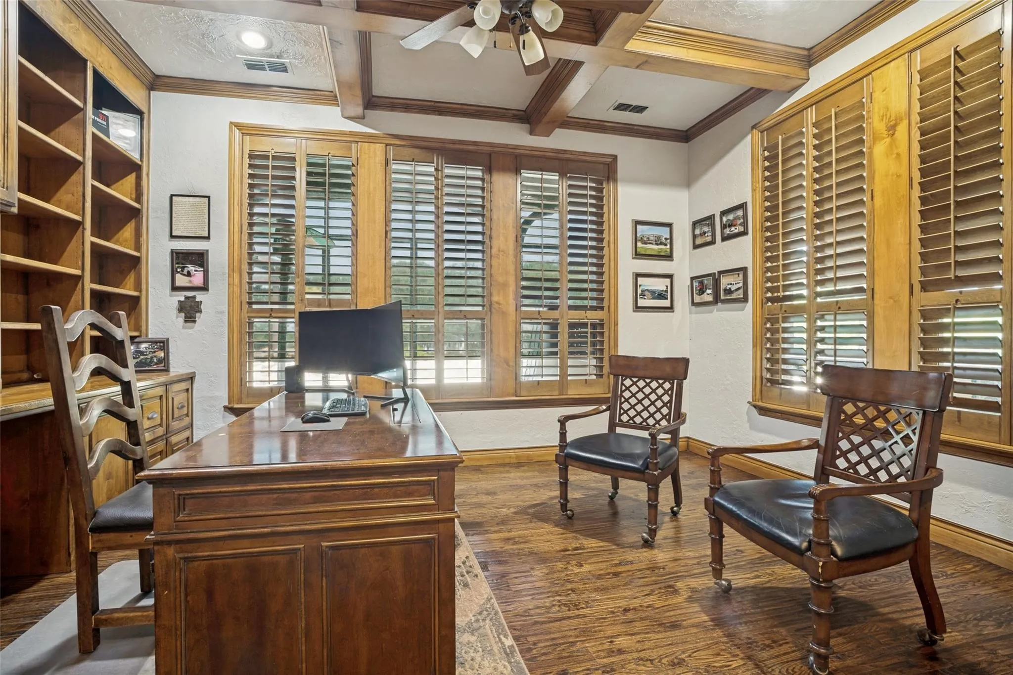 Single Family Residence For Sale in Wise County , 4163 FM-730, Decatur, Texas 76234, 4 Bedroom, 6 Bathroom, 3 Garage spaces, 6,842 Sqft, built in 2005, mls#21389262, Real Estate Agent in Decatur, Homes For Sale in Wise county, Homes For Sale in Decatur, Realtor in Decatur Texas, Real Estate Brokerage Independent Realty Texas, Luminita Cordes Realtor