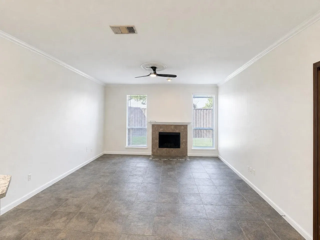 Single Family Residence For Rent in Collin County , 9518 Prestmont Place, Frisco, Texas 75035, 3 Bedroom, 2 Bathroom, 2 Garage spaces, 1,978 Sqft, built in 1995, mls#21389276, Real Estate Agent in Frisco, Homes For Rent in Collin county, Homes For Rent in Frisco, Realtor in Frisco Texas, Real Estate Brokerage Independent Realty Texas, Luminita Cordes Realtor