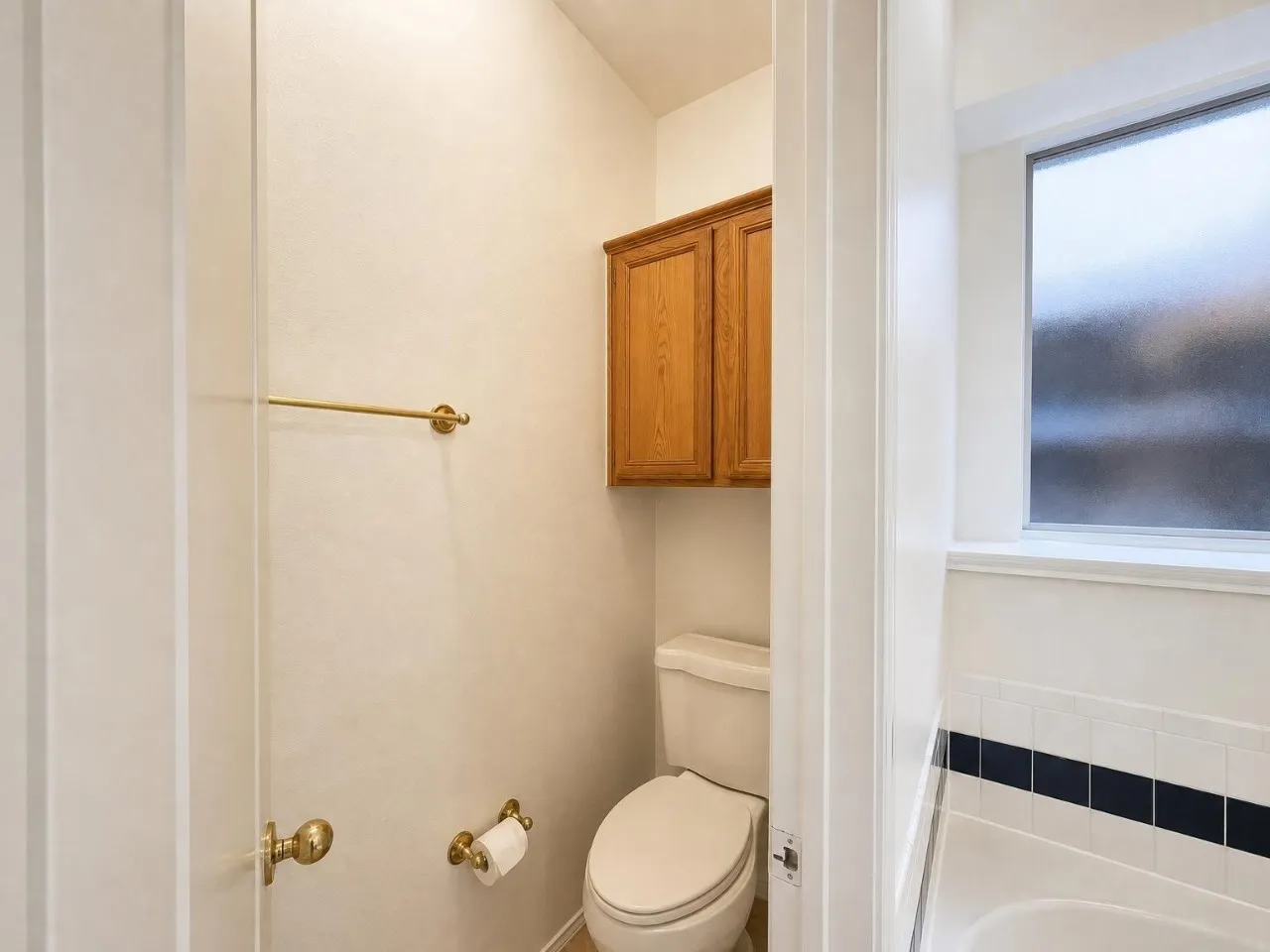 Single Family Residence For Rent in Collin County , 9518 Prestmont Place, Frisco, Texas 75035, 3 Bedroom, 2 Bathroom, 2 Garage spaces, 1,978 Sqft, built in 1995, mls#21389276, Real Estate Agent in Frisco, Homes For Rent in Collin county, Homes For Rent in Frisco, Realtor in Frisco Texas, Real Estate Brokerage Independent Realty Texas, Luminita Cordes Realtor