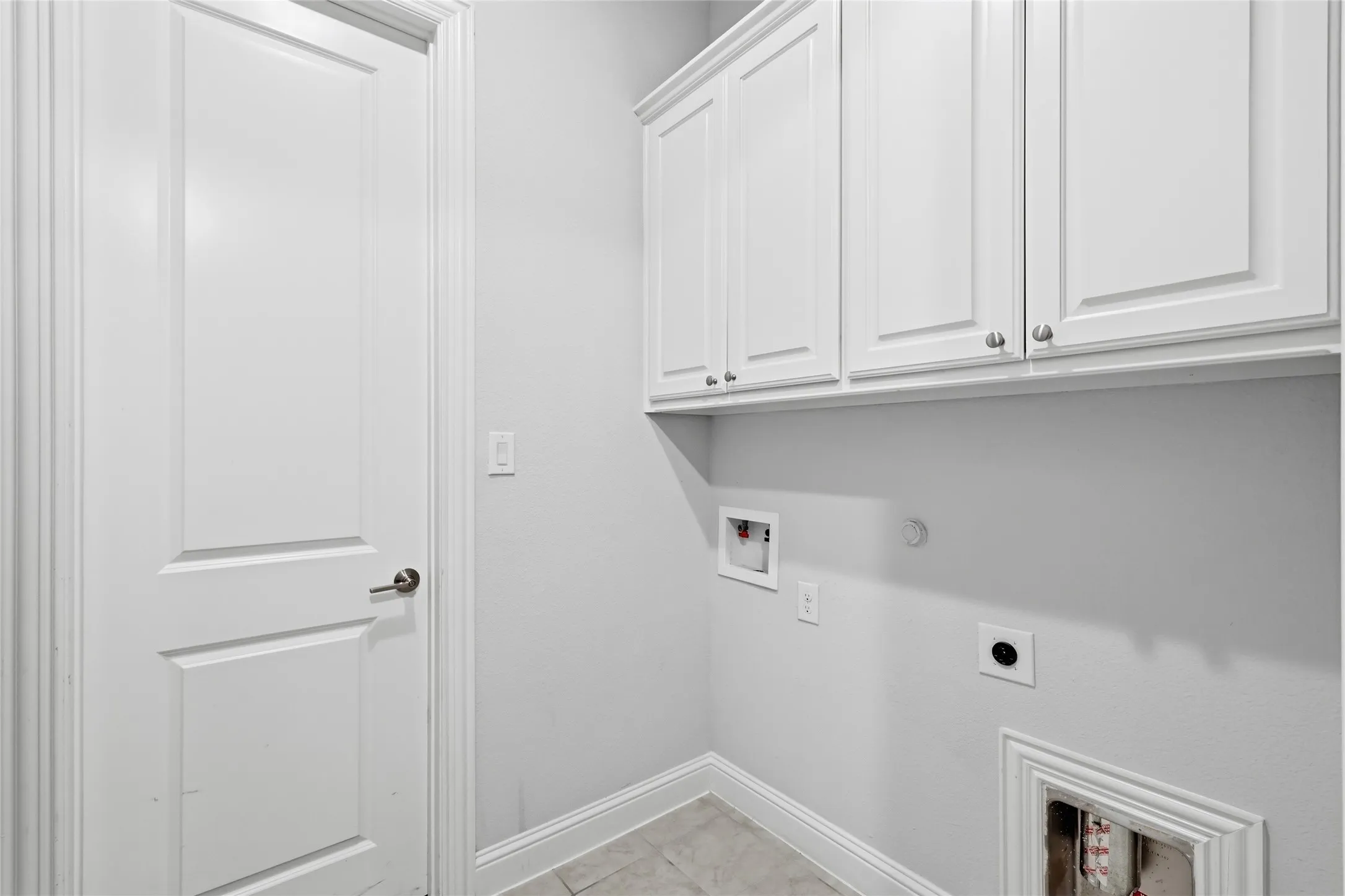 Single Family Residence For Rent in Collin County , 2101 Hebert Court, Mc Kinney, Texas 75071, 5 Bedroom, 5 Bathroom, 2 Garage spaces, 3,729 Sqft, built in 2021, mls#21389282, Real Estate Agent in Mc Kinney, Homes For Rent in Collin county, Homes For Rent in Mc Kinney, Realtor in Mc Kinney Texas, Real Estate Brokerage Independent Realty Texas, Luminita Cordes Realtor