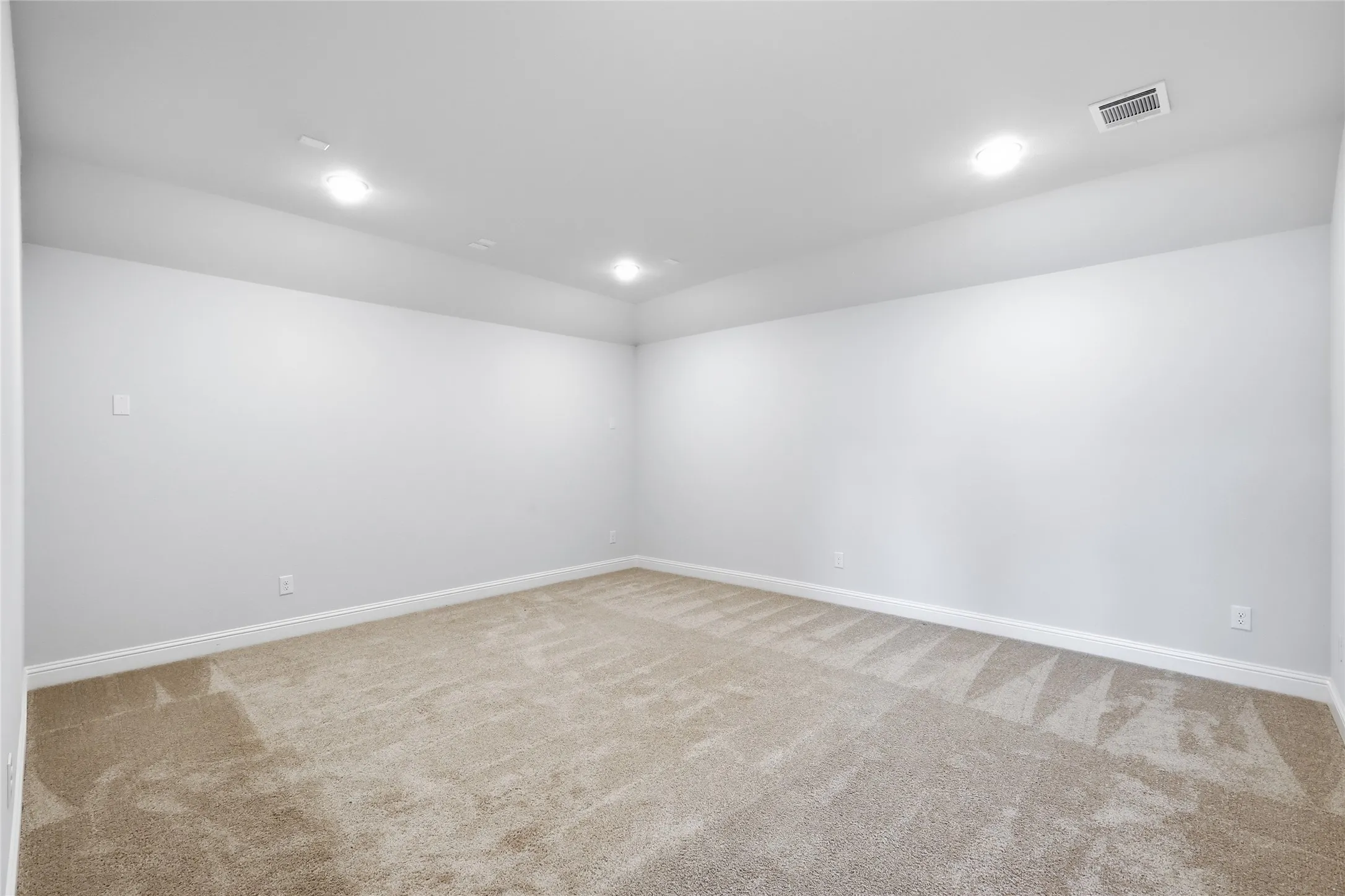 Single Family Residence For Rent in Collin County , 2101 Hebert Court, Mc Kinney, Texas 75071, 5 Bedroom, 5 Bathroom, 2 Garage spaces, 3,729 Sqft, built in 2021, mls#21389282, Real Estate Agent in Mc Kinney, Homes For Rent in Collin county, Homes For Rent in Mc Kinney, Realtor in Mc Kinney Texas, Real Estate Brokerage Independent Realty Texas, Luminita Cordes Realtor