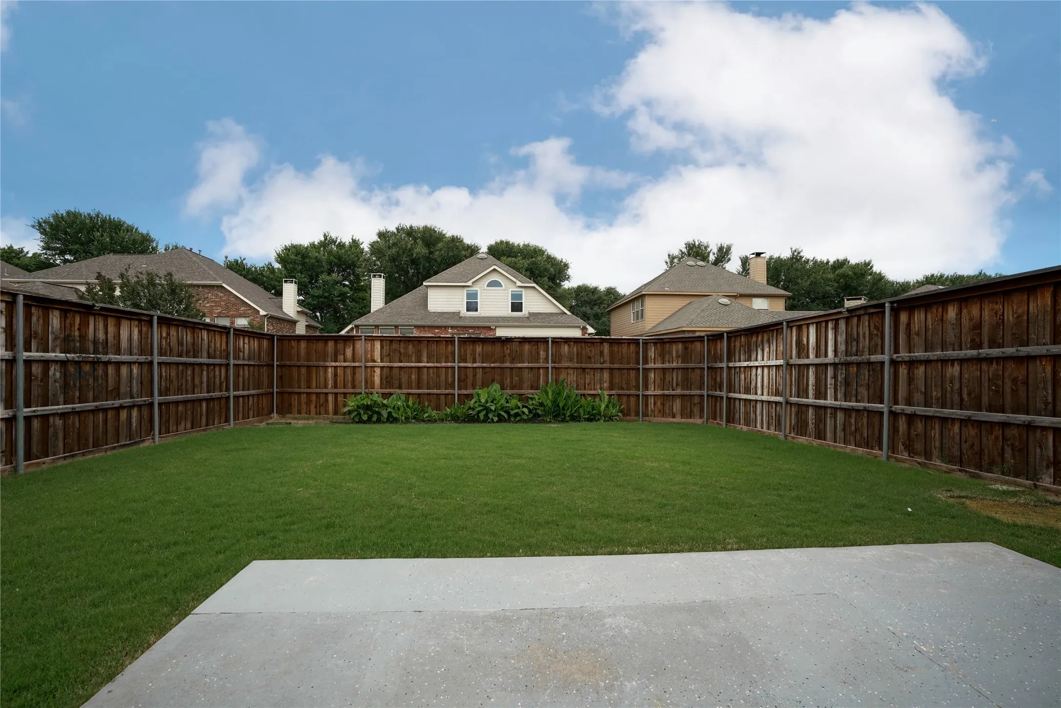 Single Family Residence For Sale in Denton County , 1659 Granite Rapids Drive, Frisco, Texas 75036, 4 Bedroom, 3 Bathroom, 2 Garage spaces, 2,613 Sqft, built in 2001, mls#21389270, Real Estate Agent in Frisco, Homes For Sale in Denton county, Homes For Sale in Frisco, Realtor in Frisco Texas, Real Estate Brokerage Independent Realty Texas, Luminita Cordes Realtor