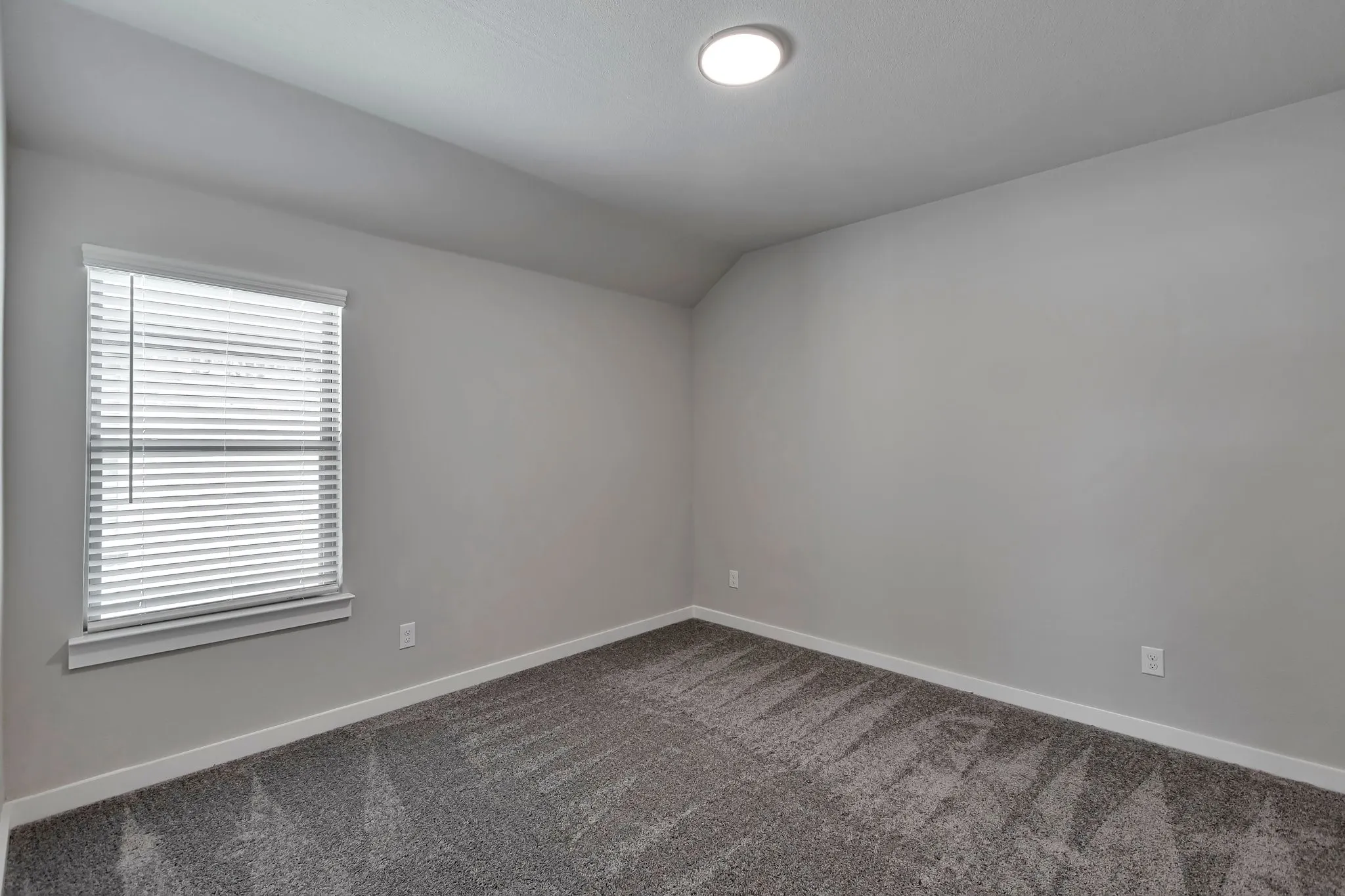 Single Family Residence For Rent in Collin County , 4703 Whitehill, Princeton, Texas 75071, 4 Bedroom, 3 Bathroom, 2 Garage spaces, 2,253 Sqft, built in 2024, mls#21389277, Real Estate Agent in Princeton, Homes For Rent in Collin county, Homes For Rent in Princeton, Realtor in Princeton Texas, Real Estate Brokerage Independent Realty Texas, Luminita Cordes Realtor