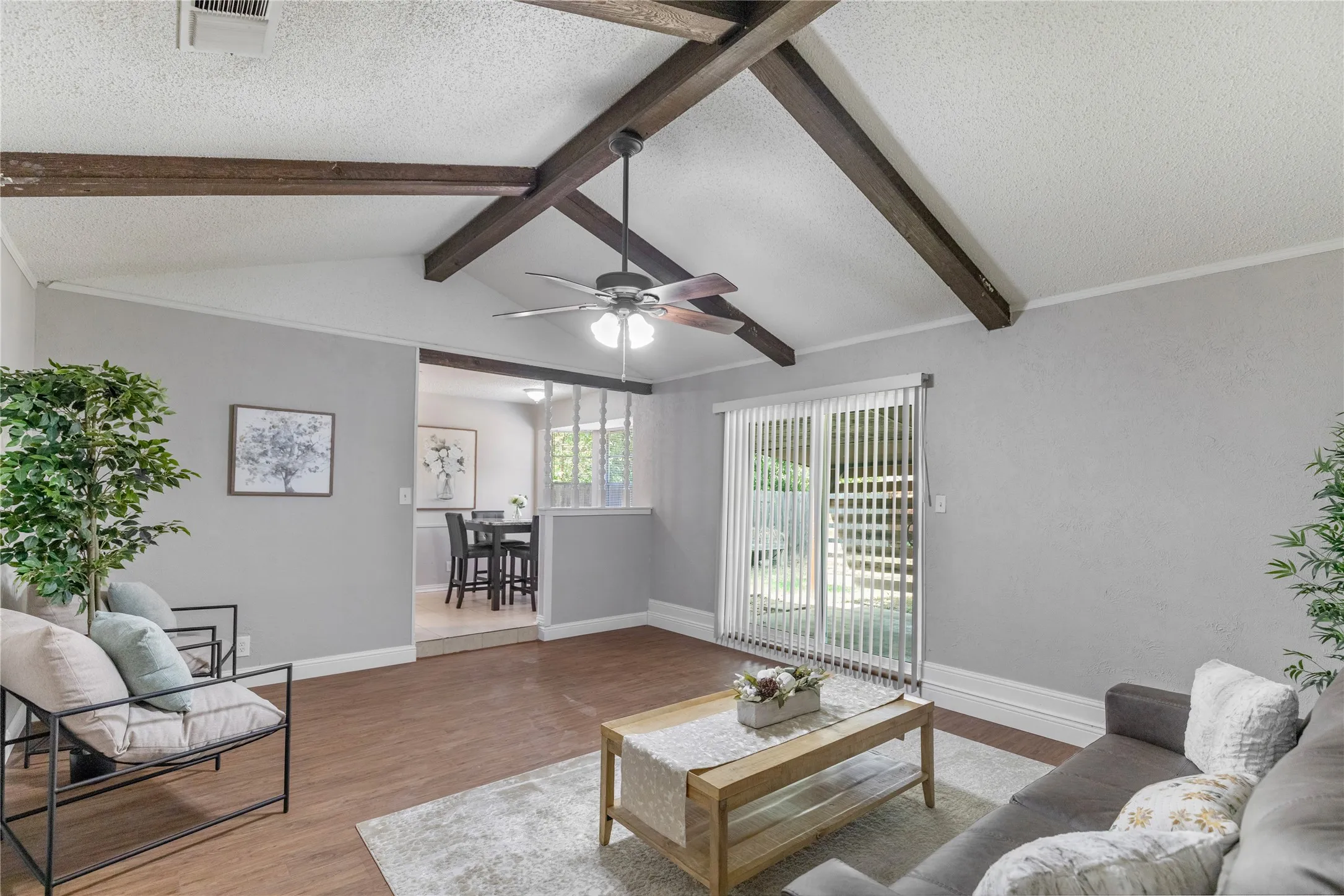 Single Family Residence For Sale in Tarrant County , 6645 Harrison Way, Watauga, Texas 76148, 3 Bedroom, 2 Bathroom, 2 Garage spaces, 1,214 Sqft, built in 1974, mls#21387656, Real Estate Agent in Watauga, Homes For Sale in Tarrant county, Homes For Sale in Watauga, Realtor in Watauga Texas, Real Estate Brokerage Independent Realty Texas, Luminita Cordes Realtor