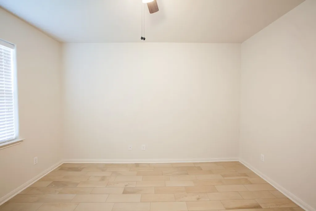 Single Family Residence For Rent in Collin County , 128 Tennyson Street, Anna, Texas 75409, 3 Bedroom, 2 Bathroom, 2 Garage spaces, 1,904 Sqft, built in 2013, mls#21389304, Real Estate Agent in Anna, Homes For Rent in Collin county, Homes For Rent in Anna, Realtor in Anna Texas, Real Estate Brokerage Independent Realty Texas, Luminita Cordes Realtor