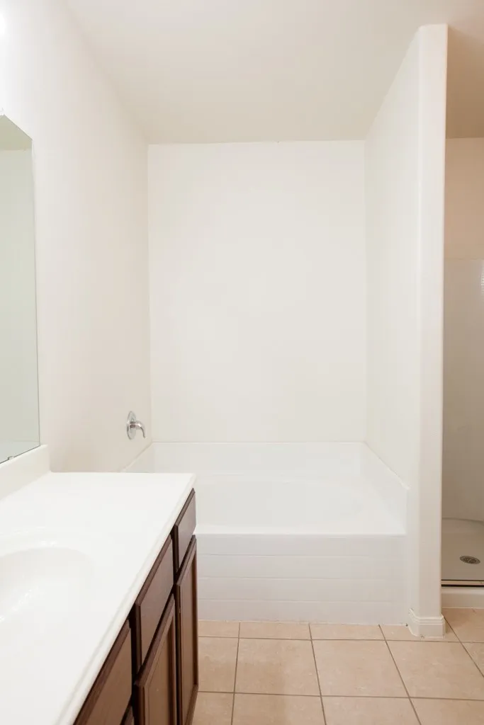 Single Family Residence For Rent in Collin County , 128 Tennyson Street, Anna, Texas 75409, 3 Bedroom, 2 Bathroom, 2 Garage spaces, 1,904 Sqft, built in 2013, mls#21389304, Real Estate Agent in Anna, Homes For Rent in Collin county, Homes For Rent in Anna, Realtor in Anna Texas, Real Estate Brokerage Independent Realty Texas, Luminita Cordes Realtor