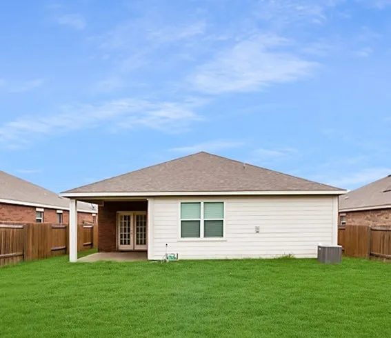 Single Family Residence For Rent in Collin County , 128 Tennyson Street, Anna, Texas 75409, 3 Bedroom, 2 Bathroom, 2 Garage spaces, 1,904 Sqft, built in 2013, mls#21389304, Real Estate Agent in Anna, Homes For Rent in Collin county, Homes For Rent in Anna, Realtor in Anna Texas, Real Estate Brokerage Independent Realty Texas, Luminita Cordes Realtor