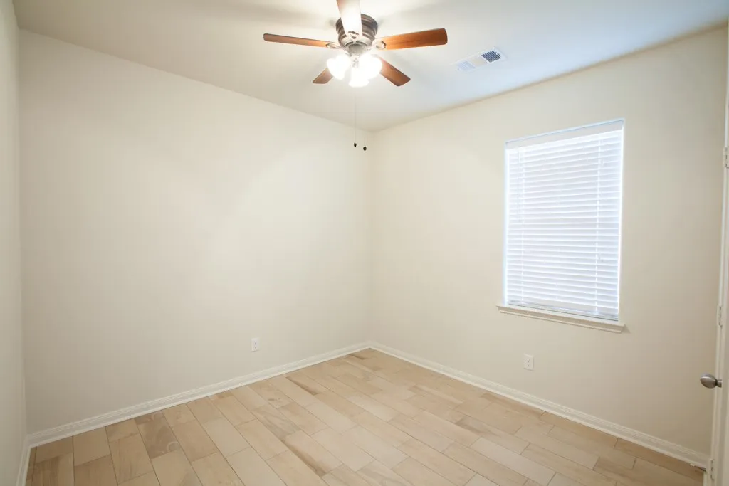 Single Family Residence For Rent in Collin County , 128 Tennyson Street, Anna, Texas 75409, 3 Bedroom, 2 Bathroom, 2 Garage spaces, 1,904 Sqft, built in 2013, mls#21389304, Real Estate Agent in Anna, Homes For Rent in Collin county, Homes For Rent in Anna, Realtor in Anna Texas, Real Estate Brokerage Independent Realty Texas, Luminita Cordes Realtor