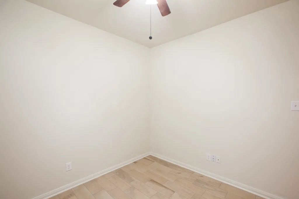 Single Family Residence For Rent in Collin County , 128 Tennyson Street, Anna, Texas 75409, 3 Bedroom, 2 Bathroom, 2 Garage spaces, 1,904 Sqft, built in 2013, mls#21389304, Real Estate Agent in Anna, Homes For Rent in Collin county, Homes For Rent in Anna, Realtor in Anna Texas, Real Estate Brokerage Independent Realty Texas, Luminita Cordes Realtor