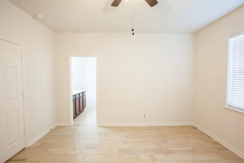 Single Family Residence For Rent in Collin County , 128 Tennyson Street, Anna, Texas 75409, 3 Bedroom, 2 Bathroom, 2 Garage spaces, 1,904 Sqft, built in 2013, mls#21389304, Real Estate Agent in Anna, Homes For Rent in Collin county, Homes For Rent in Anna, Realtor in Anna Texas, Real Estate Brokerage Independent Realty Texas, Luminita Cordes Realtor