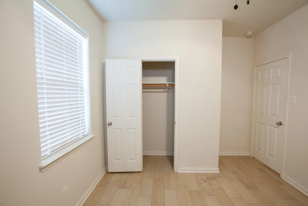 Single Family Residence For Rent in Collin County , 128 Tennyson Street, Anna, Texas 75409, 3 Bedroom, 2 Bathroom, 2 Garage spaces, 1,904 Sqft, built in 2013, mls#21389304, Real Estate Agent in Anna, Homes For Rent in Collin county, Homes For Rent in Anna, Realtor in Anna Texas, Real Estate Brokerage Independent Realty Texas, Luminita Cordes Realtor