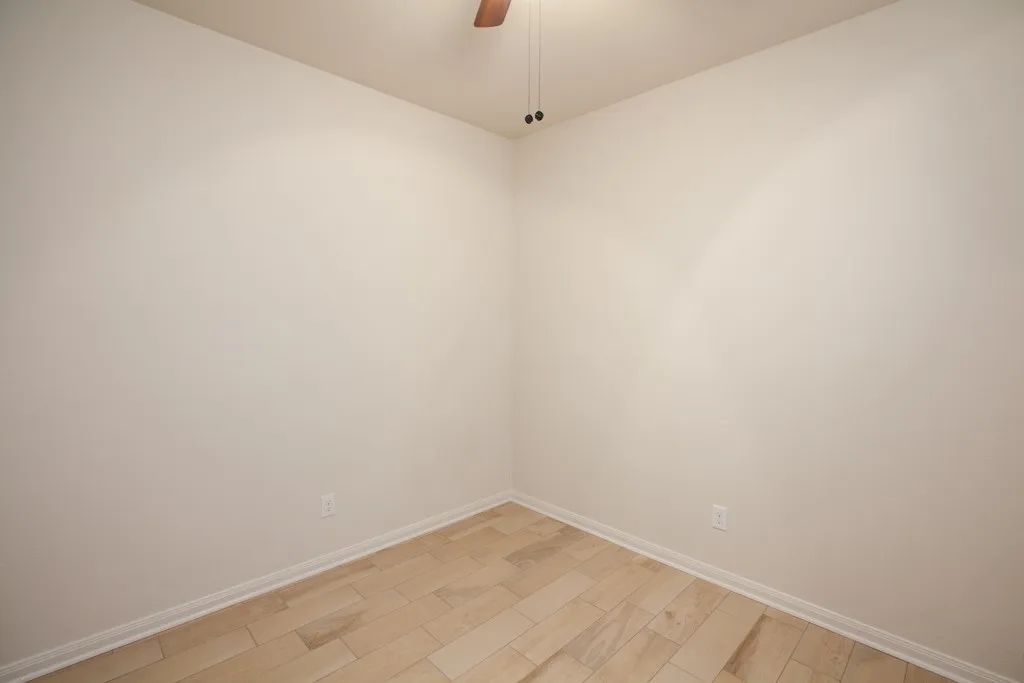 Single Family Residence For Rent in Collin County , 128 Tennyson Street, Anna, Texas 75409, 3 Bedroom, 2 Bathroom, 2 Garage spaces, 1,904 Sqft, built in 2013, mls#21389304, Real Estate Agent in Anna, Homes For Rent in Collin county, Homes For Rent in Anna, Realtor in Anna Texas, Real Estate Brokerage Independent Realty Texas, Luminita Cordes Realtor