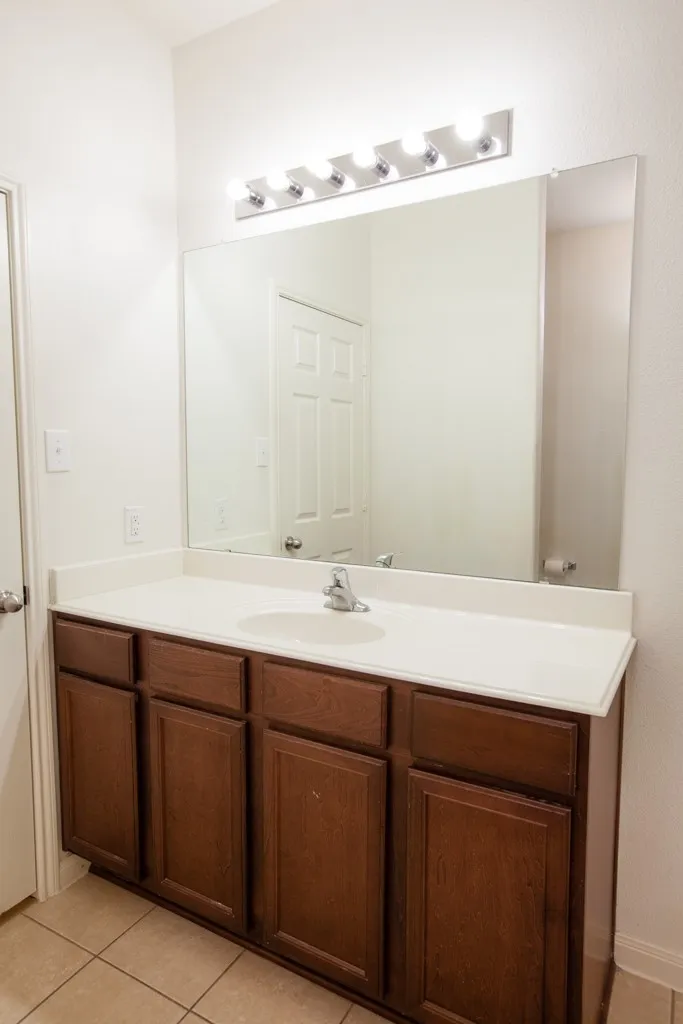 Single Family Residence For Rent in Collin County , 128 Tennyson Street, Anna, Texas 75409, 3 Bedroom, 2 Bathroom, 2 Garage spaces, 1,904 Sqft, built in 2013, mls#21389304, Real Estate Agent in Anna, Homes For Rent in Collin county, Homes For Rent in Anna, Realtor in Anna Texas, Real Estate Brokerage Independent Realty Texas, Luminita Cordes Realtor