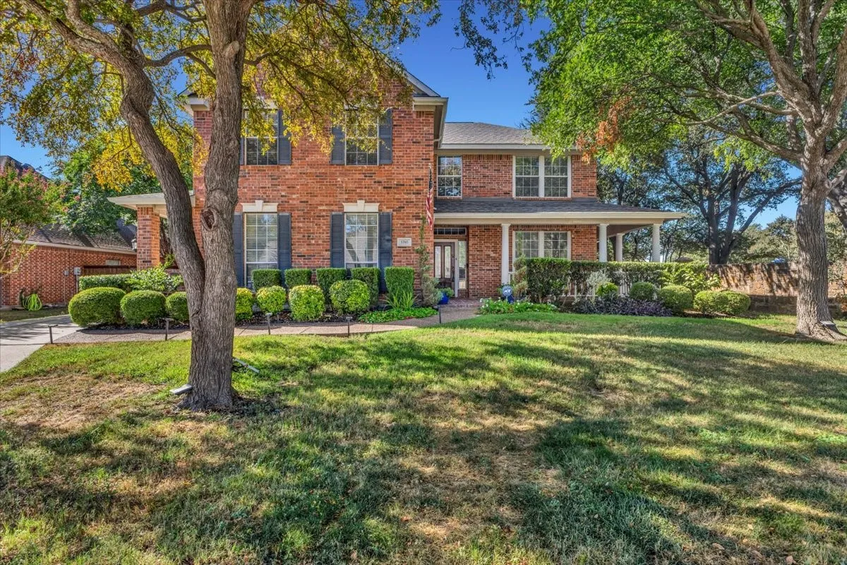 Single Family Residence For Sale in Collin County , 5705 Sandalwood Drive, Mc Kinney, Texas 75072, 4 Bedroom, 4 Bathroom, 3 Garage spaces, 3,236 Sqft, built in 1999, mls#21387920, Real Estate Agent in Mc Kinney, Homes For Sale in Collin county, Homes For Sale in Mc Kinney, Realtor in Mc Kinney Texas, Real Estate Brokerage Independent Realty Texas, Luminita Cordes Realtor