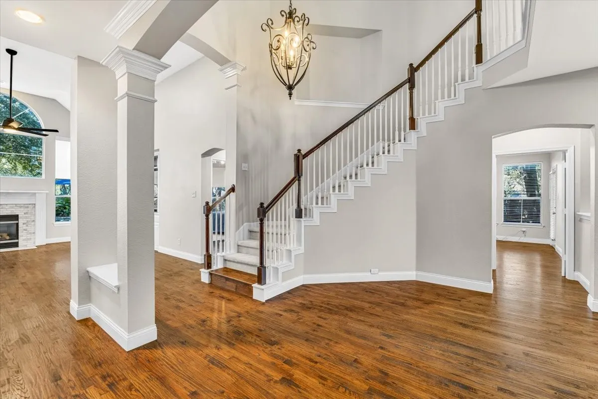 Single Family Residence For Sale in Collin County , 5705 Sandalwood Drive, Mc Kinney, Texas 75072, 4 Bedroom, 4 Bathroom, 3 Garage spaces, 3,236 Sqft, built in 1999, mls#21387920, Real Estate Agent in Mc Kinney, Homes For Sale in Collin county, Homes For Sale in Mc Kinney, Realtor in Mc Kinney Texas, Real Estate Brokerage Independent Realty Texas, Luminita Cordes Realtor
