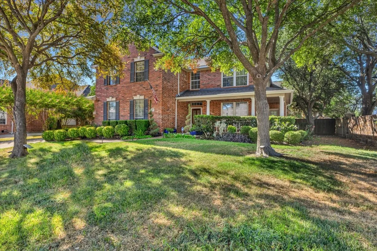 Single Family Residence For Sale in Collin County , 5705 Sandalwood Drive, Mc Kinney, Texas 75072, 4 Bedroom, 4 Bathroom, 3 Garage spaces, 3,236 Sqft, built in 1999, mls#21387920, Real Estate Agent in Mc Kinney, Homes For Sale in Collin county, Homes For Sale in Mc Kinney, Realtor in Mc Kinney Texas, Real Estate Brokerage Independent Realty Texas, Luminita Cordes Realtor
