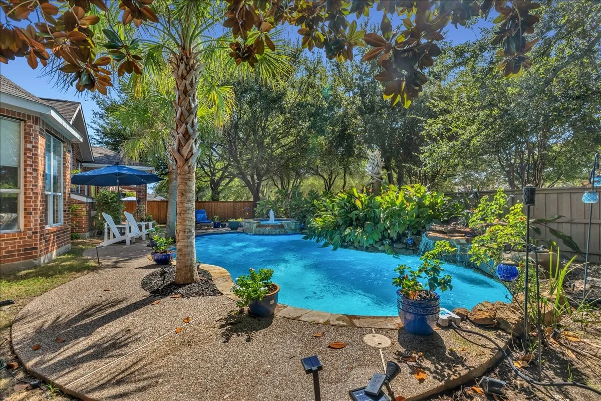 Single Family Residence For Sale in Collin County , 5705 Sandalwood Drive, Mc Kinney, Texas 75072, 4 Bedroom, 4 Bathroom, 3 Garage spaces, 3,236 Sqft, built in 1999, mls#21387920, Real Estate Agent in Mc Kinney, Homes For Sale in Collin county, Homes For Sale in Mc Kinney, Realtor in Mc Kinney Texas, Real Estate Brokerage Independent Realty Texas, Luminita Cordes Realtor