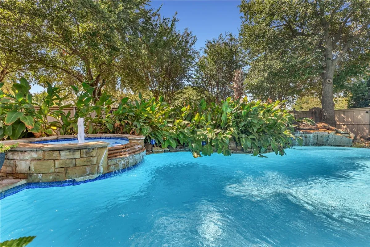 Single Family Residence For Sale in Collin County , 5705 Sandalwood Drive, Mc Kinney, Texas 75072, 4 Bedroom, 4 Bathroom, 3 Garage spaces, 3,236 Sqft, built in 1999, mls#21387920, Real Estate Agent in Mc Kinney, Homes For Sale in Collin county, Homes For Sale in Mc Kinney, Realtor in Mc Kinney Texas, Real Estate Brokerage Independent Realty Texas, Luminita Cordes Realtor