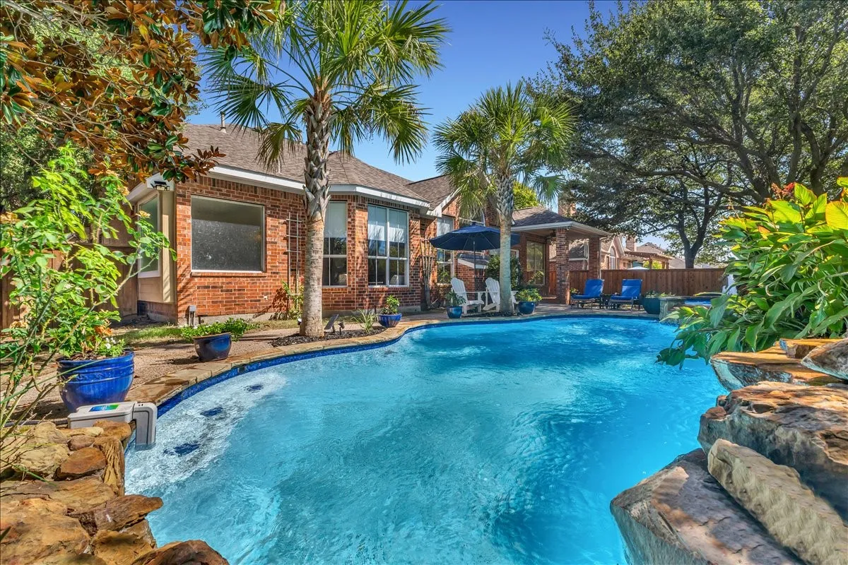 Single Family Residence For Sale in Collin County , 5705 Sandalwood Drive, Mc Kinney, Texas 75072, 4 Bedroom, 4 Bathroom, 3 Garage spaces, 3,236 Sqft, built in 1999, mls#21387920, Real Estate Agent in Mc Kinney, Homes For Sale in Collin county, Homes For Sale in Mc Kinney, Realtor in Mc Kinney Texas, Real Estate Brokerage Independent Realty Texas, Luminita Cordes Realtor