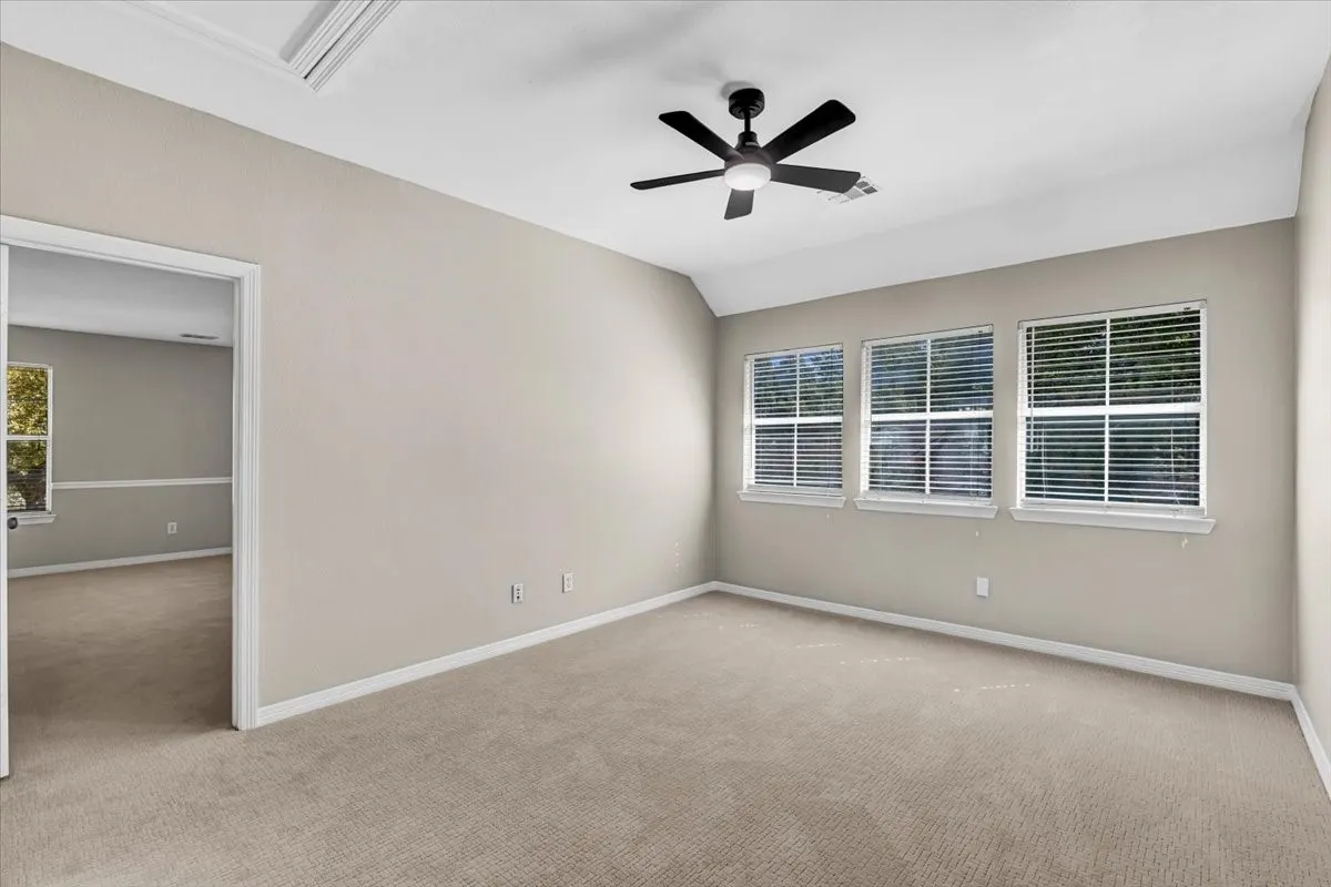 Single Family Residence For Sale in Collin County , 5705 Sandalwood Drive, Mc Kinney, Texas 75072, 4 Bedroom, 4 Bathroom, 3 Garage spaces, 3,236 Sqft, built in 1999, mls#21387920, Real Estate Agent in Mc Kinney, Homes For Sale in Collin county, Homes For Sale in Mc Kinney, Realtor in Mc Kinney Texas, Real Estate Brokerage Independent Realty Texas, Luminita Cordes Realtor