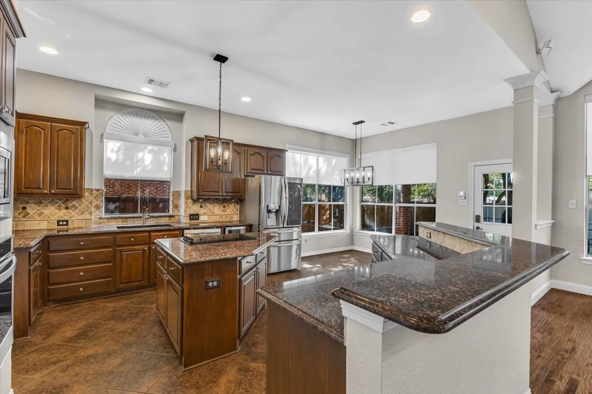 Single Family Residence For Sale in Collin County , 5705 Sandalwood Drive, Mc Kinney, Texas 75072, 4 Bedroom, 4 Bathroom, 3 Garage spaces, 3,236 Sqft, built in 1999, mls#21387920, Real Estate Agent in Mc Kinney, Homes For Sale in Collin county, Homes For Sale in Mc Kinney, Realtor in Mc Kinney Texas, Real Estate Brokerage Independent Realty Texas, Luminita Cordes Realtor
