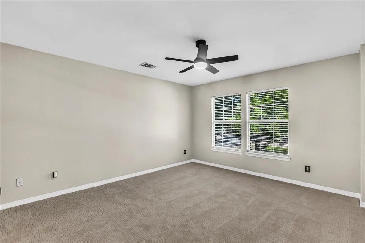 Single Family Residence For Sale in Collin County , 5705 Sandalwood Drive, Mc Kinney, Texas 75072, 4 Bedroom, 4 Bathroom, 3 Garage spaces, 3,236 Sqft, built in 1999, mls#21387920, Real Estate Agent in Mc Kinney, Homes For Sale in Collin county, Homes For Sale in Mc Kinney, Realtor in Mc Kinney Texas, Real Estate Brokerage Independent Realty Texas, Luminita Cordes Realtor