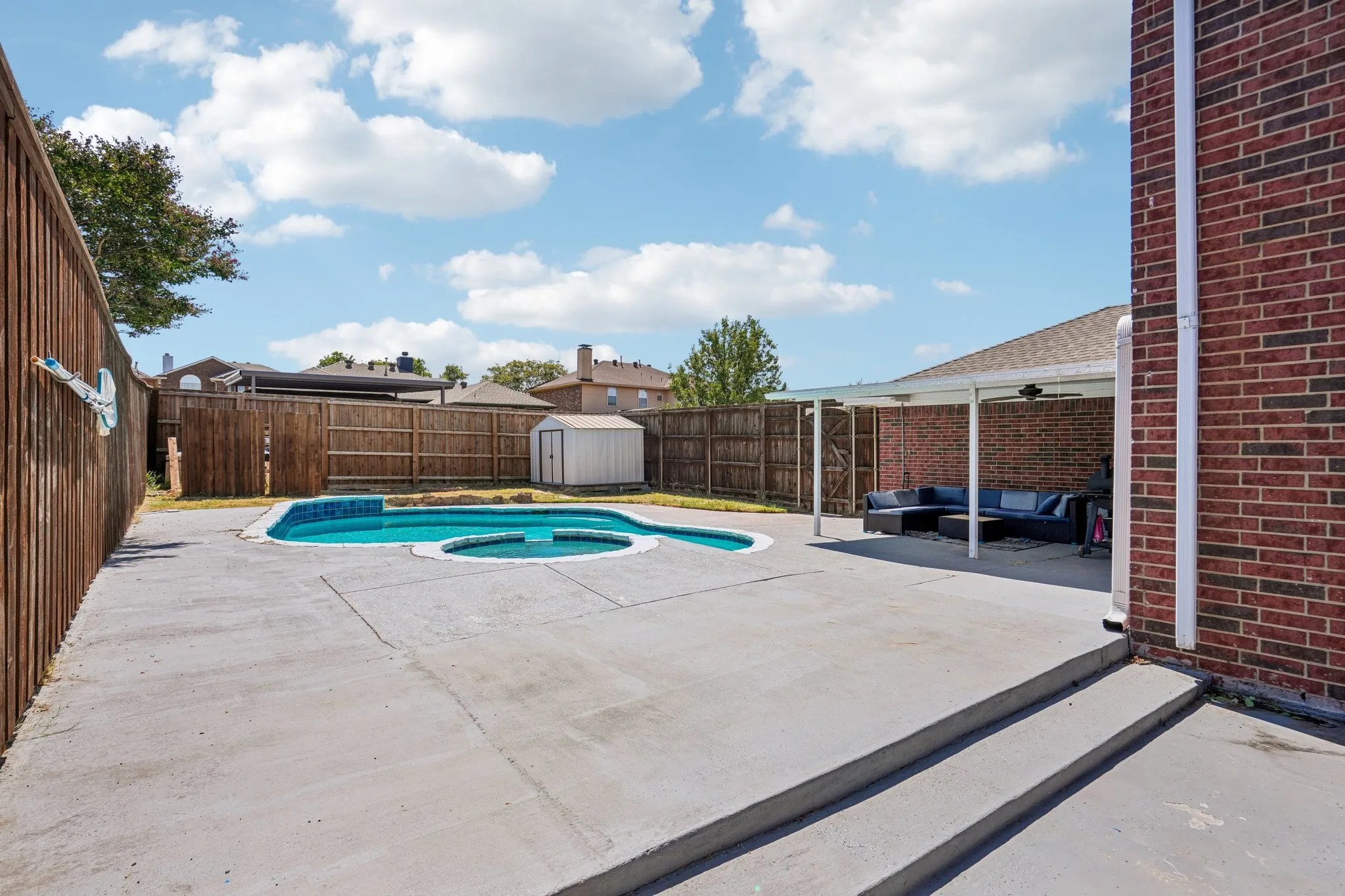 Single Family Residence For Sale in Collin County , 206 Tanglewood Drive, Wylie, Texas 75098, 4 Bedroom, 3 Bathroom, 2 Garage spaces, 2,392 Sqft, built in 1998, mls#21388411, Real Estate Agent in Wylie, Homes For Sale in Collin county, Homes For Sale in Wylie, Realtor in Wylie Texas, Real Estate Brokerage Independent Realty Texas, Luminita Cordes Realtor