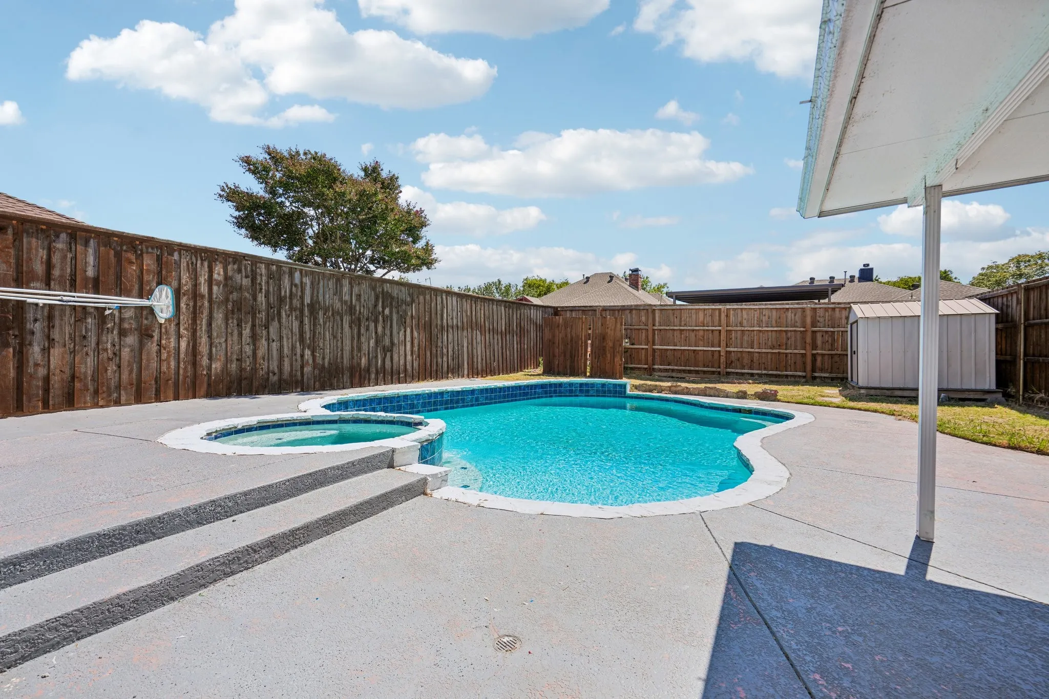 Single Family Residence For Sale in Collin County , 206 Tanglewood Drive, Wylie, Texas 75098, 4 Bedroom, 3 Bathroom, 2 Garage spaces, 2,392 Sqft, built in 1998, mls#21388411, Real Estate Agent in Wylie, Homes For Sale in Collin county, Homes For Sale in Wylie, Realtor in Wylie Texas, Real Estate Brokerage Independent Realty Texas, Luminita Cordes Realtor