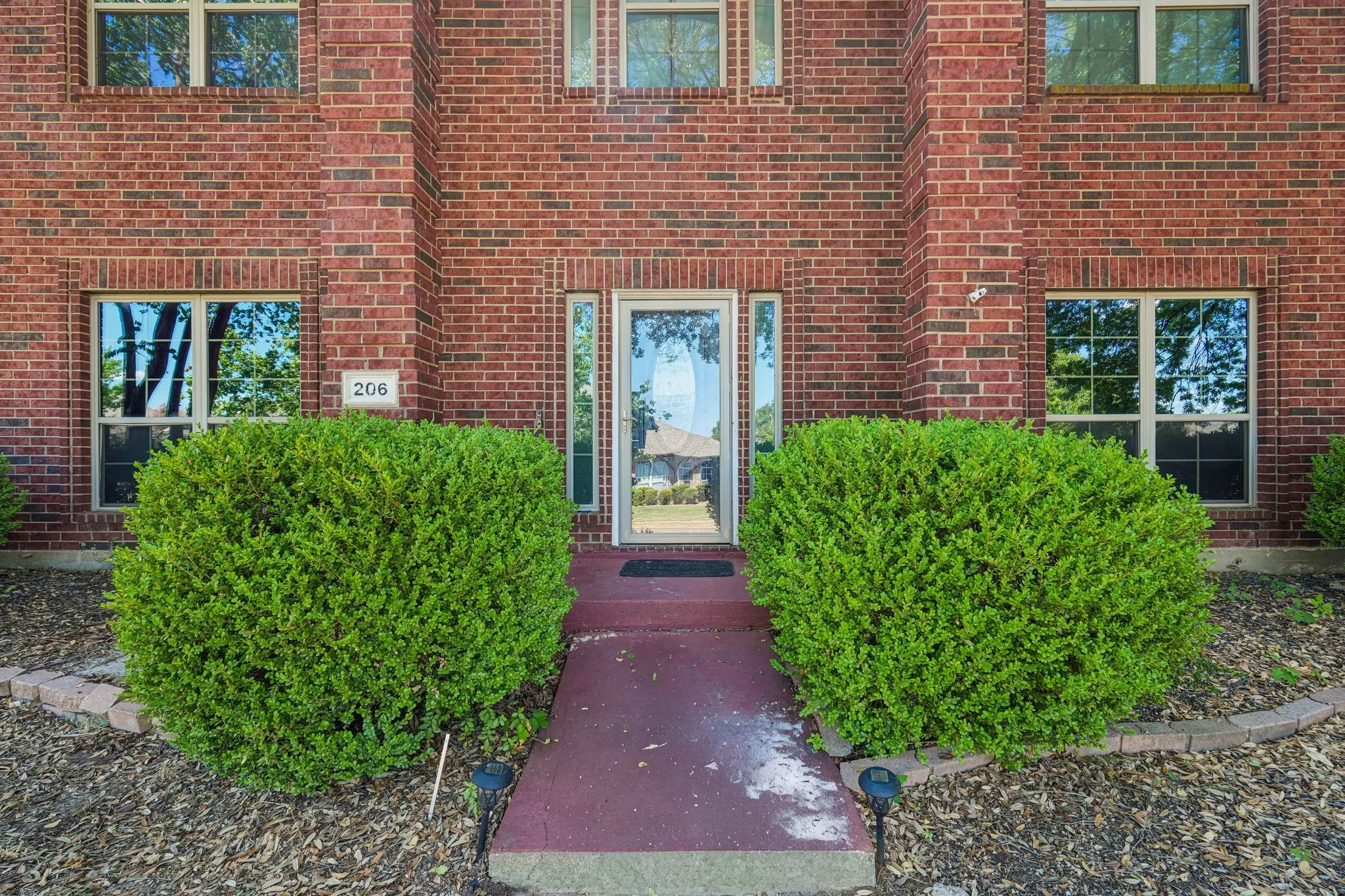 Single Family Residence For Sale in Collin County , 206 Tanglewood Drive, Wylie, Texas 75098, 4 Bedroom, 3 Bathroom, 2 Garage spaces, 2,392 Sqft, built in 1998, mls#21388411, Real Estate Agent in Wylie, Homes For Sale in Collin county, Homes For Sale in Wylie, Realtor in Wylie Texas, Real Estate Brokerage Independent Realty Texas, Luminita Cordes Realtor