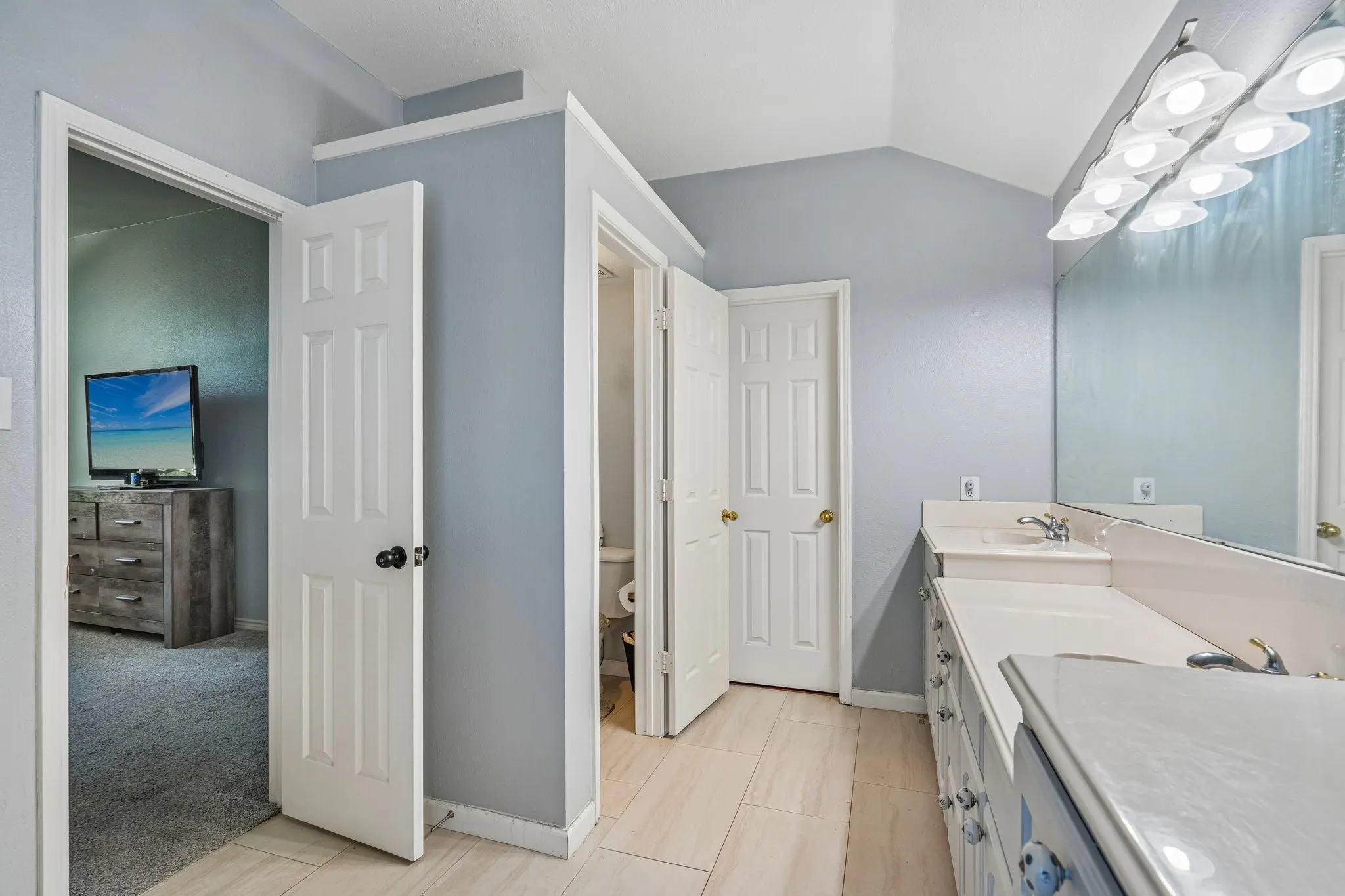 Single Family Residence For Sale in Collin County , 206 Tanglewood Drive, Wylie, Texas 75098, 4 Bedroom, 3 Bathroom, 2 Garage spaces, 2,392 Sqft, built in 1998, mls#21388411, Real Estate Agent in Wylie, Homes For Sale in Collin county, Homes For Sale in Wylie, Realtor in Wylie Texas, Real Estate Brokerage Independent Realty Texas, Luminita Cordes Realtor