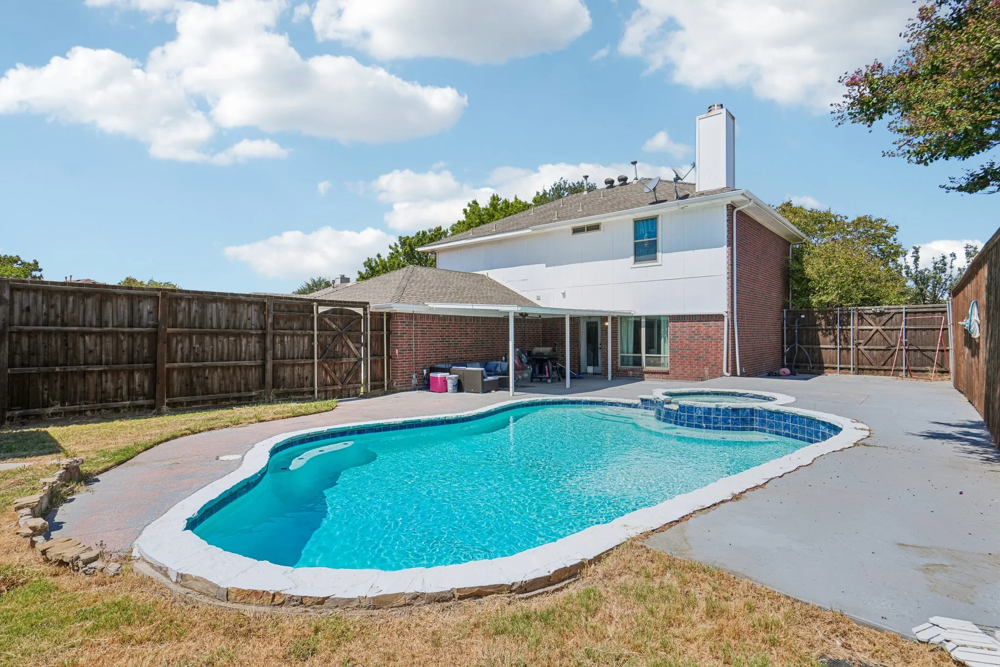 Single Family Residence For Sale in Collin County , 206 Tanglewood Drive, Wylie, Texas 75098, 4 Bedroom, 3 Bathroom, 2 Garage spaces, 2,392 Sqft, built in 1998, mls#21388411, Real Estate Agent in Wylie, Homes For Sale in Collin county, Homes For Sale in Wylie, Realtor in Wylie Texas, Real Estate Brokerage Independent Realty Texas, Luminita Cordes Realtor