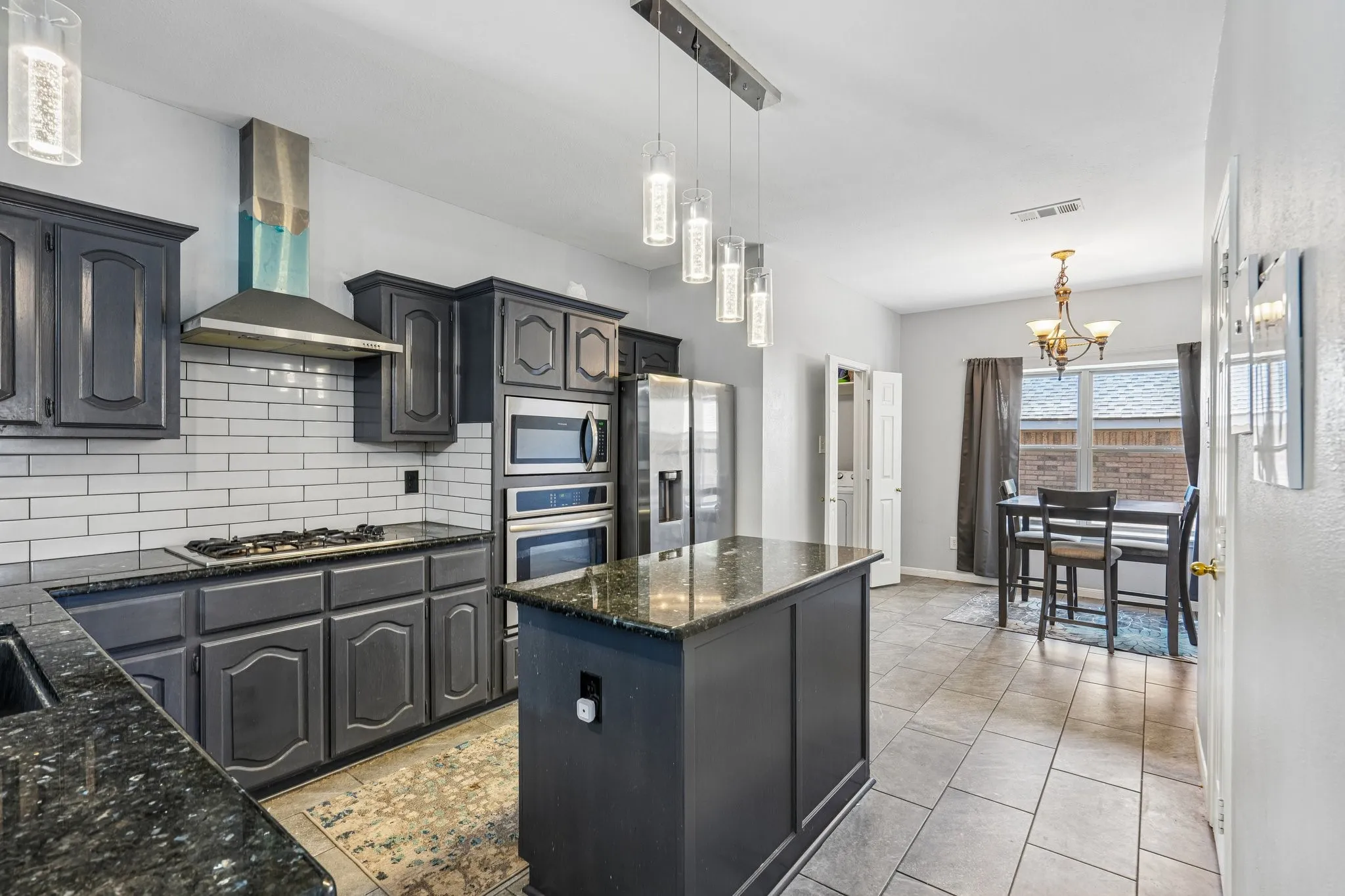 Single Family Residence For Sale in Collin County , 206 Tanglewood Drive, Wylie, Texas 75098, 4 Bedroom, 3 Bathroom, 2 Garage spaces, 2,392 Sqft, built in 1998, mls#21388411, Real Estate Agent in Wylie, Homes For Sale in Collin county, Homes For Sale in Wylie, Realtor in Wylie Texas, Real Estate Brokerage Independent Realty Texas, Luminita Cordes Realtor