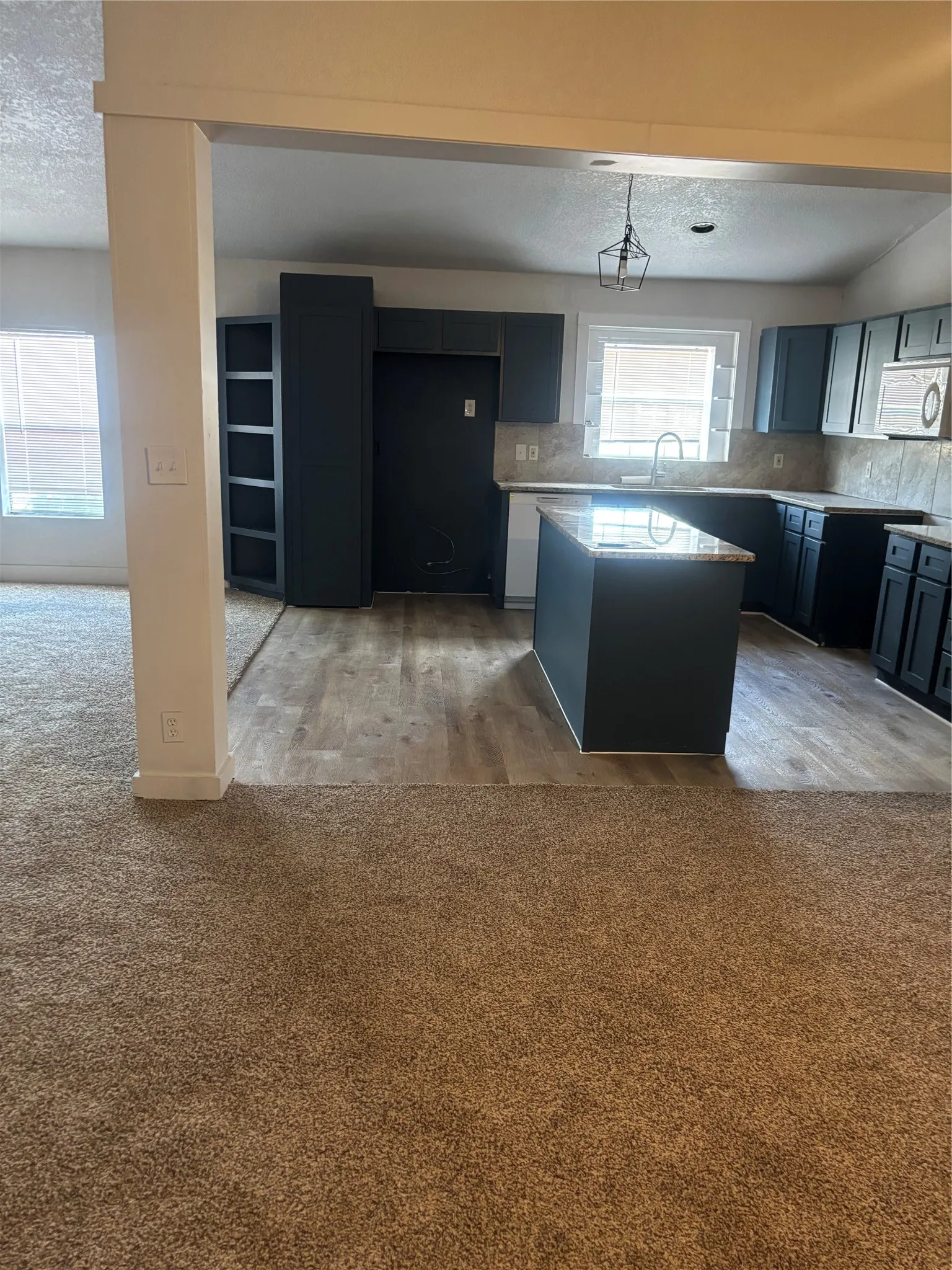 Single Family Residence For Sale in Brown County , 100 Valley Vista Street, Early, Texas 76802, 3 Bedroom, 2 Bathroom, 2 Garage spaces, 2,248 Sqft, built in 1985, mls#21389318, Real Estate Agent in Early, Homes For Sale in Brown county, Homes For Sale in Early, Realtor in Early Texas, Real Estate Brokerage Independent Realty Texas, Luminita Cordes Realtor
