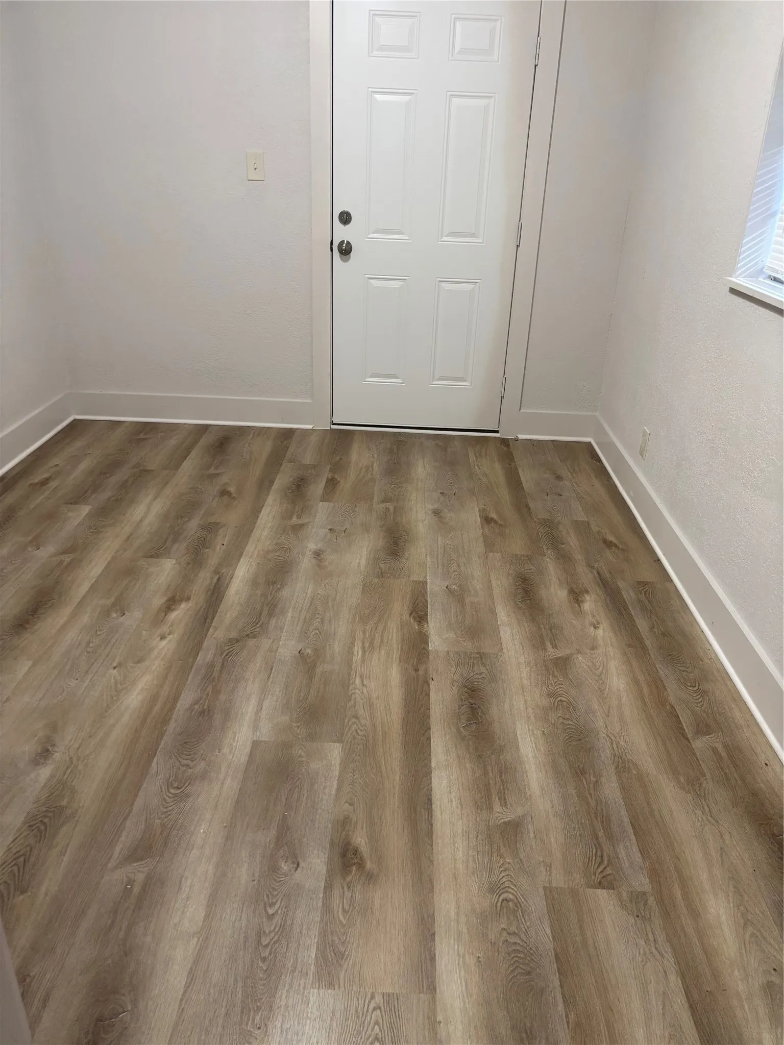 Single Family Residence For Sale in Brown County , 100 Valley Vista Street, Early, Texas 76802, 3 Bedroom, 2 Bathroom, 2 Garage spaces, 2,248 Sqft, built in 1985, mls#21389318, Real Estate Agent in Early, Homes For Sale in Brown county, Homes For Sale in Early, Realtor in Early Texas, Real Estate Brokerage Independent Realty Texas, Luminita Cordes Realtor