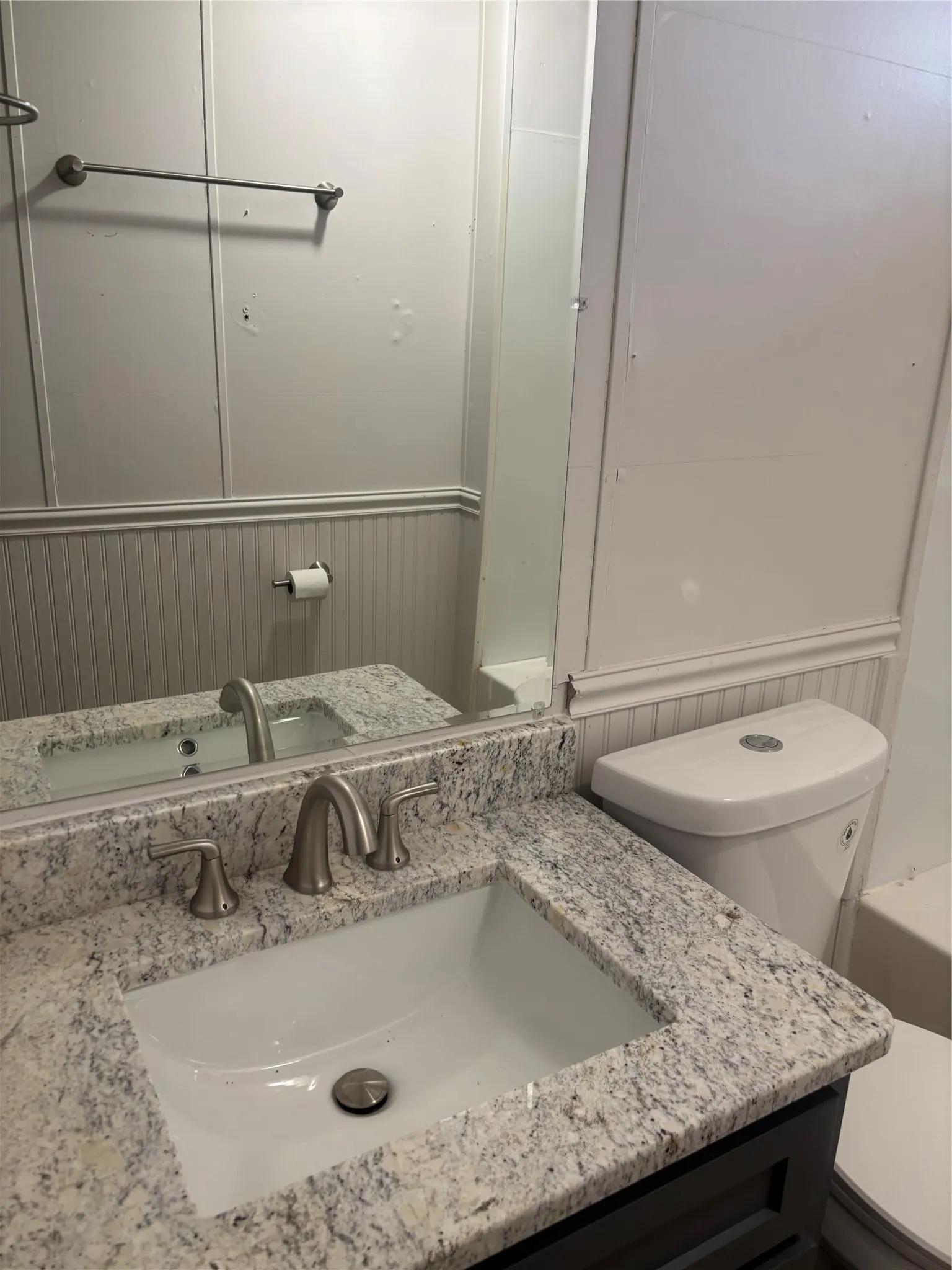 Single Family Residence For Sale in Brown County , 100 Valley Vista Street, Early, Texas 76802, 3 Bedroom, 2 Bathroom, 2 Garage spaces, 2,248 Sqft, built in 1985, mls#21389318, Real Estate Agent in Early, Homes For Sale in Brown county, Homes For Sale in Early, Realtor in Early Texas, Real Estate Brokerage Independent Realty Texas, Luminita Cordes Realtor