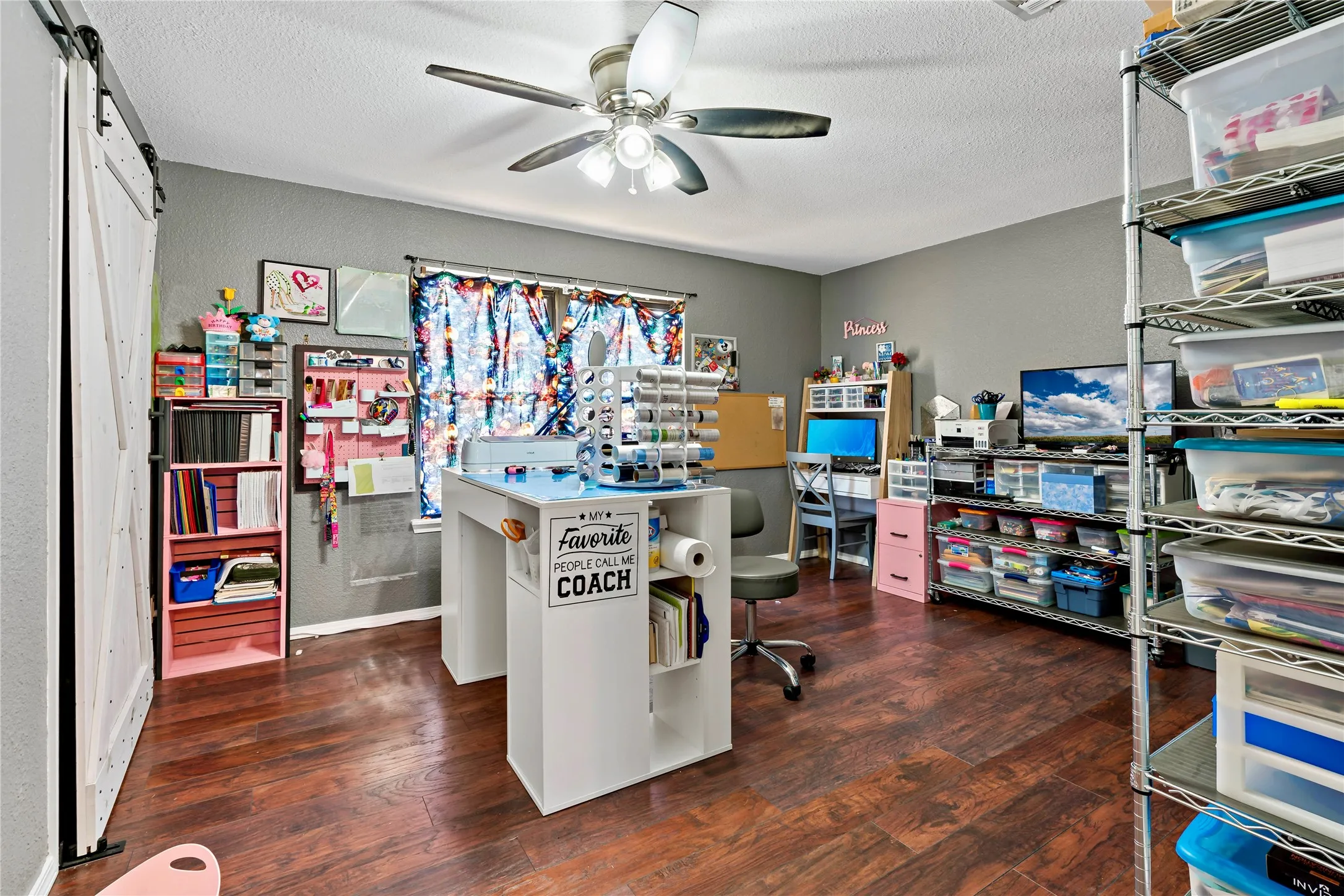 Single Family Residence For Sale in Lamar County , 412 County Road 34020, Brookston, Texas 75421, 4 Bedroom, 3 Bathroom, Garage spaces, 2,280 Sqft, built in 1995, mls#21389010, Real Estate Agent in Brookston, Homes For Sale in Lamar county, Homes For Sale in Brookston, Realtor in Brookston Texas, Real Estate Brokerage Independent Realty Texas, Luminita Cordes Realtor