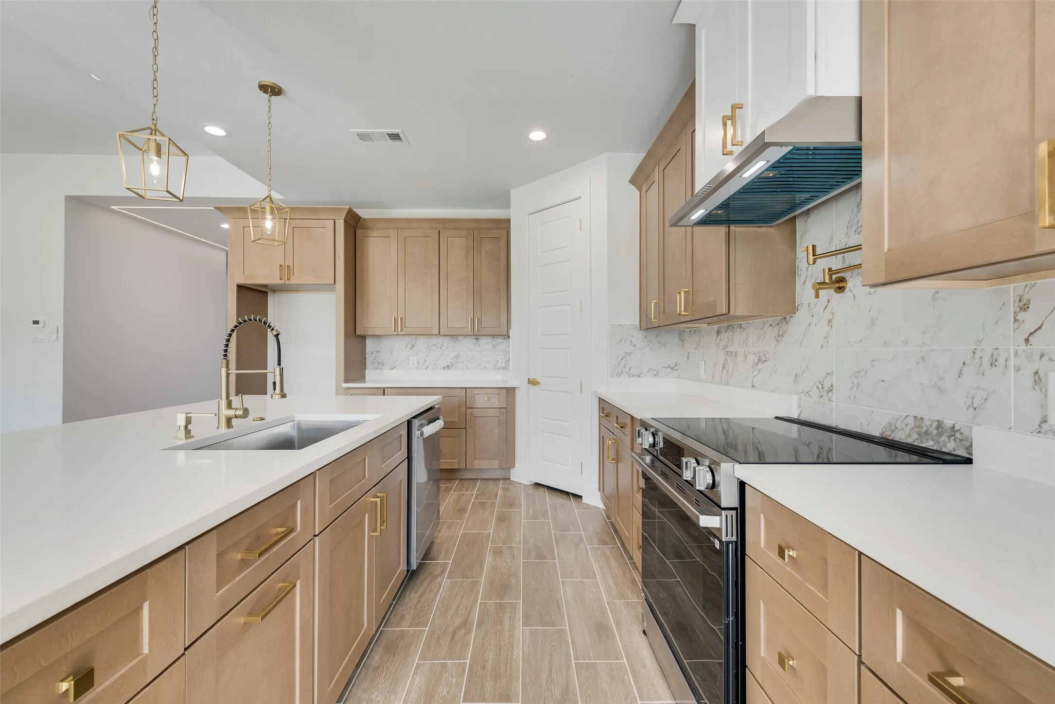 Single Family Residence For Sale in Dallas County , 9324 Beckleycrest Avenue, Dallas, Texas 75232, 4 Bedroom, 2 Bathroom, 2 Garage spaces, 1,920 Sqft, built in 2026, mls#21386311, Real Estate Agent in Dallas, Homes For Sale in Dallas county, Homes For Sale in Dallas, Realtor in Dallas Texas, Real Estate Brokerage Independent Realty Texas, Luminita Cordes Realtor