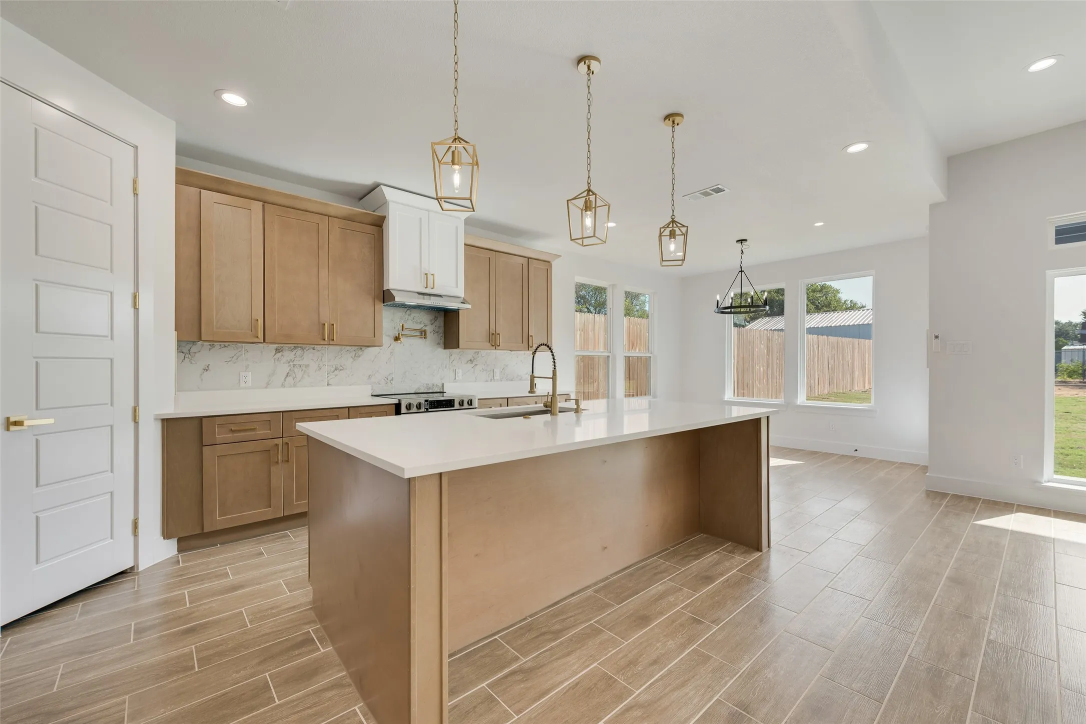 Single Family Residence For Sale in Dallas County , 9324 Beckleycrest Avenue, Dallas, Texas 75232, 4 Bedroom, 2 Bathroom, 2 Garage spaces, 1,920 Sqft, built in 2026, mls#21386311, Real Estate Agent in Dallas, Homes For Sale in Dallas county, Homes For Sale in Dallas, Realtor in Dallas Texas, Real Estate Brokerage Independent Realty Texas, Luminita Cordes Realtor