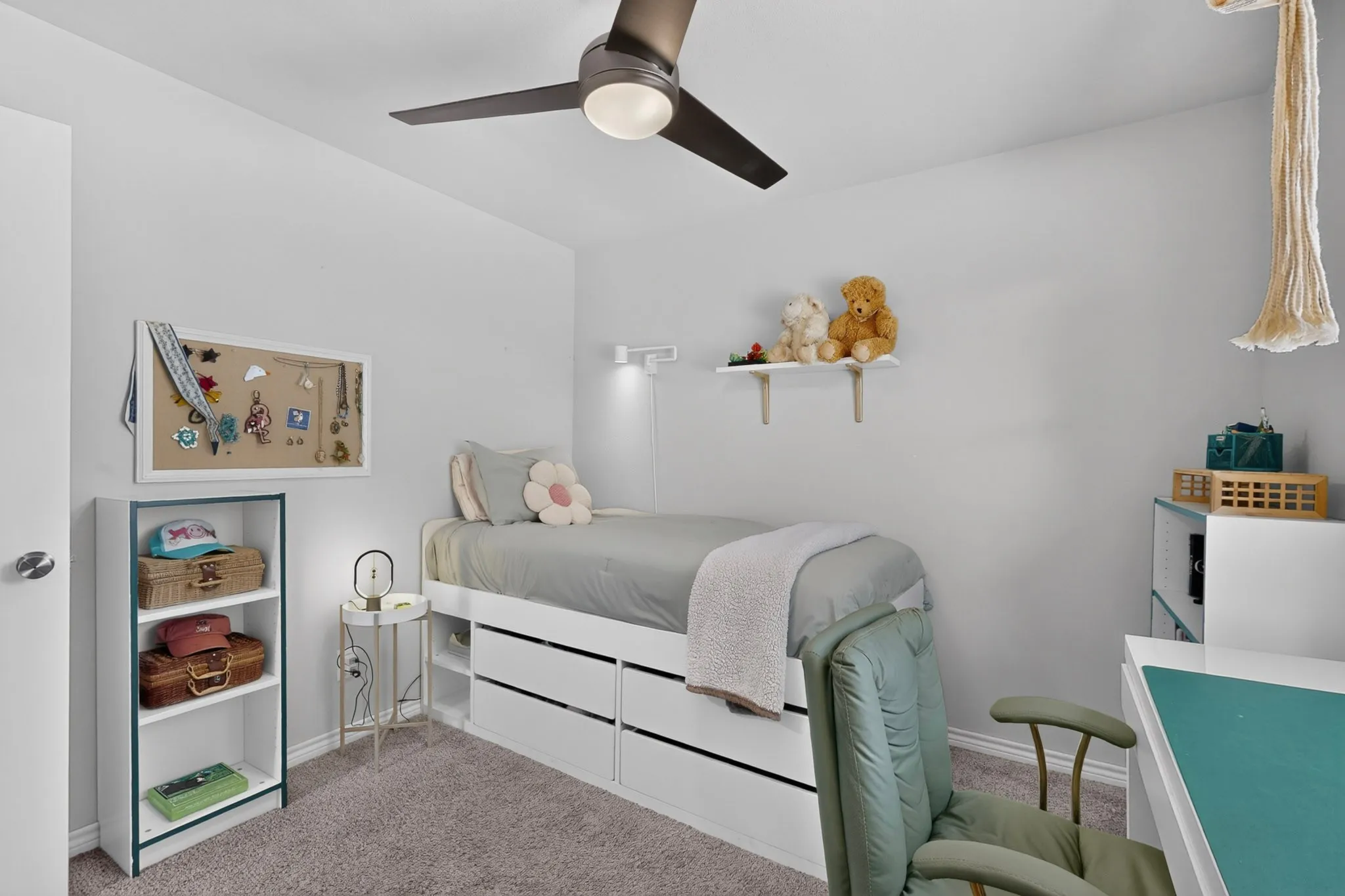 Single Family Residence For Sale in Dallas County , 8632 Kingspoint Drive, Dallas, Texas 75238, 4 Bedroom, 2 Bathroom, 2 Garage spaces, 1,476 Sqft, built in 1963, mls#21387709, Real Estate Agent in Dallas, Homes For Sale in Dallas county, Homes For Sale in Dallas, Realtor in Dallas Texas, Real Estate Brokerage Independent Realty Texas, Luminita Cordes Realtor